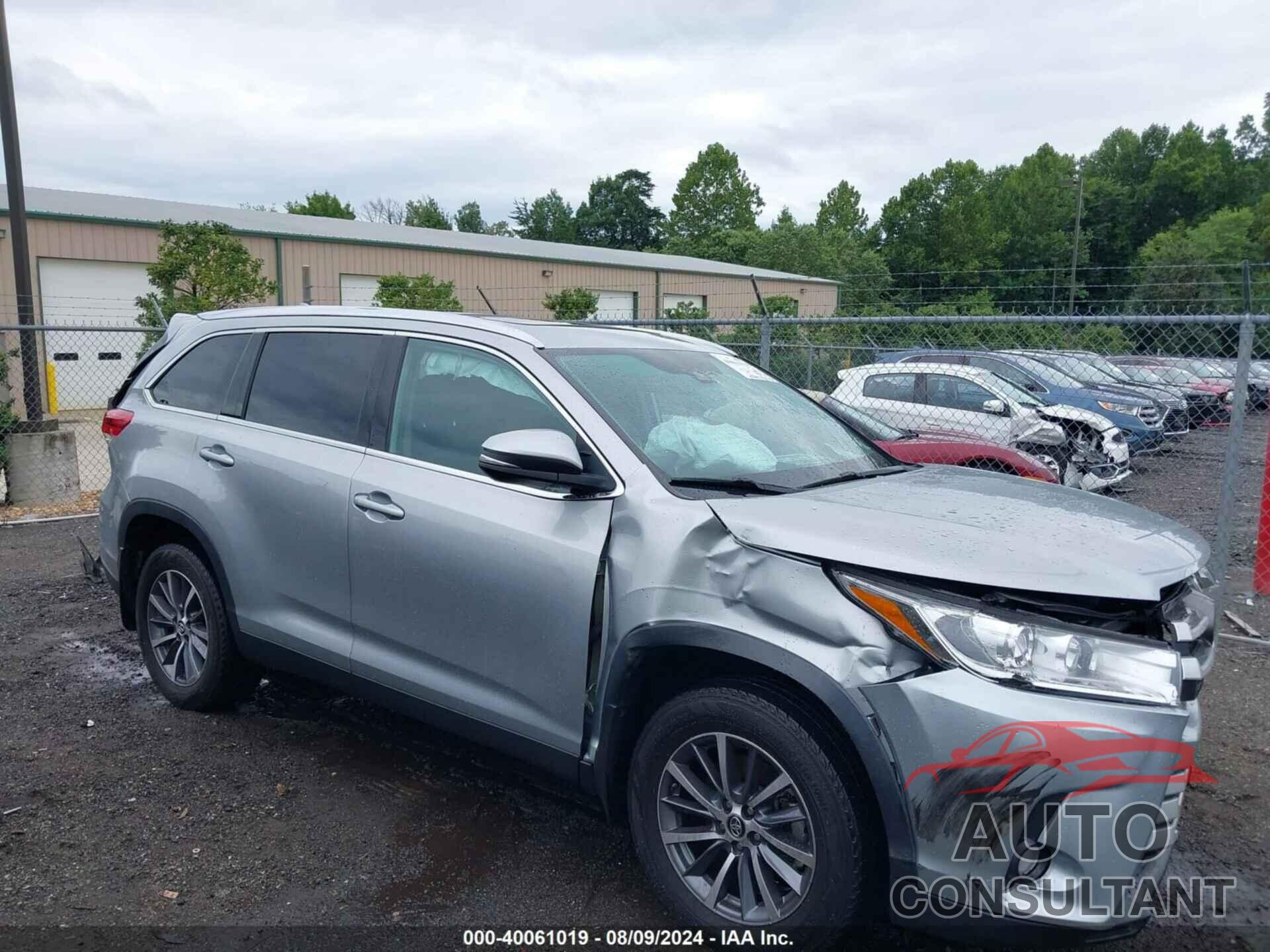 TOYOTA HIGHLANDER 2019 - 5TDJZRFH1KS620352