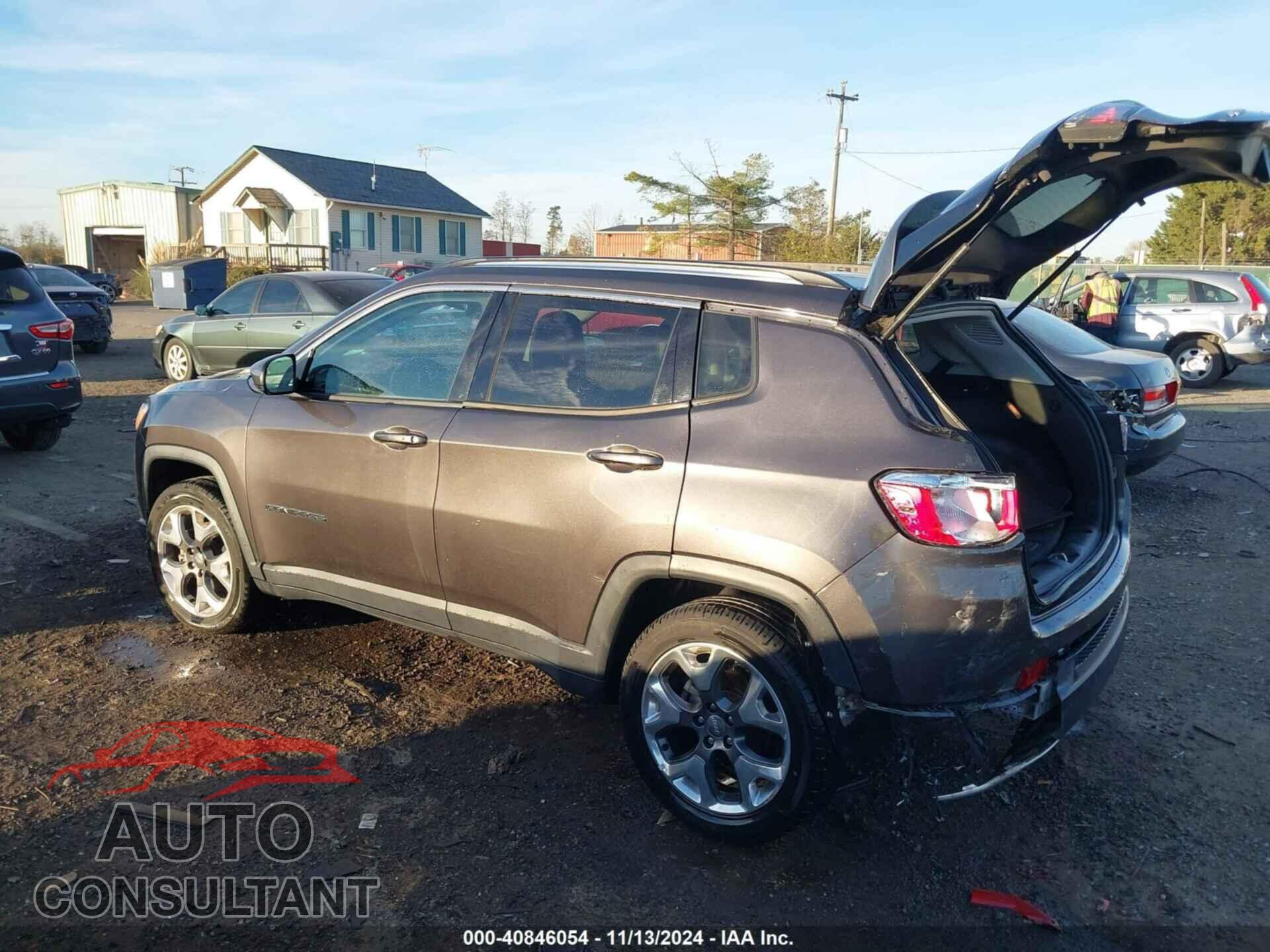 JEEP COMPASS 2019 - 3C4NJDCB3KT747654