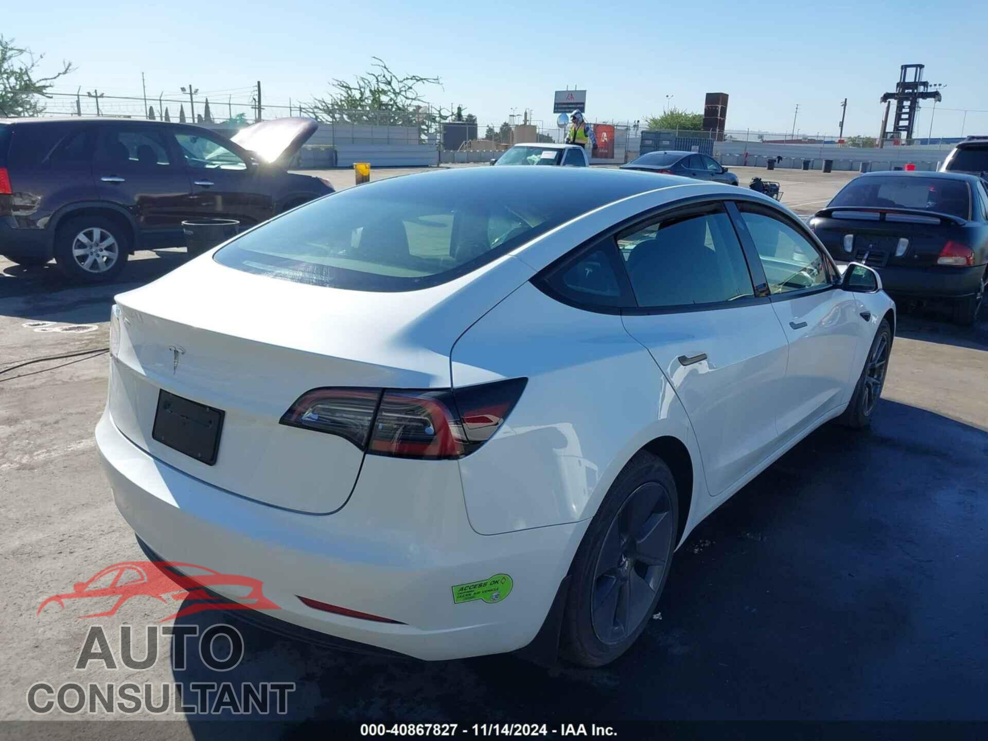 TESLA MODEL 3 2023 - 5YJ3E1EA5PF548027