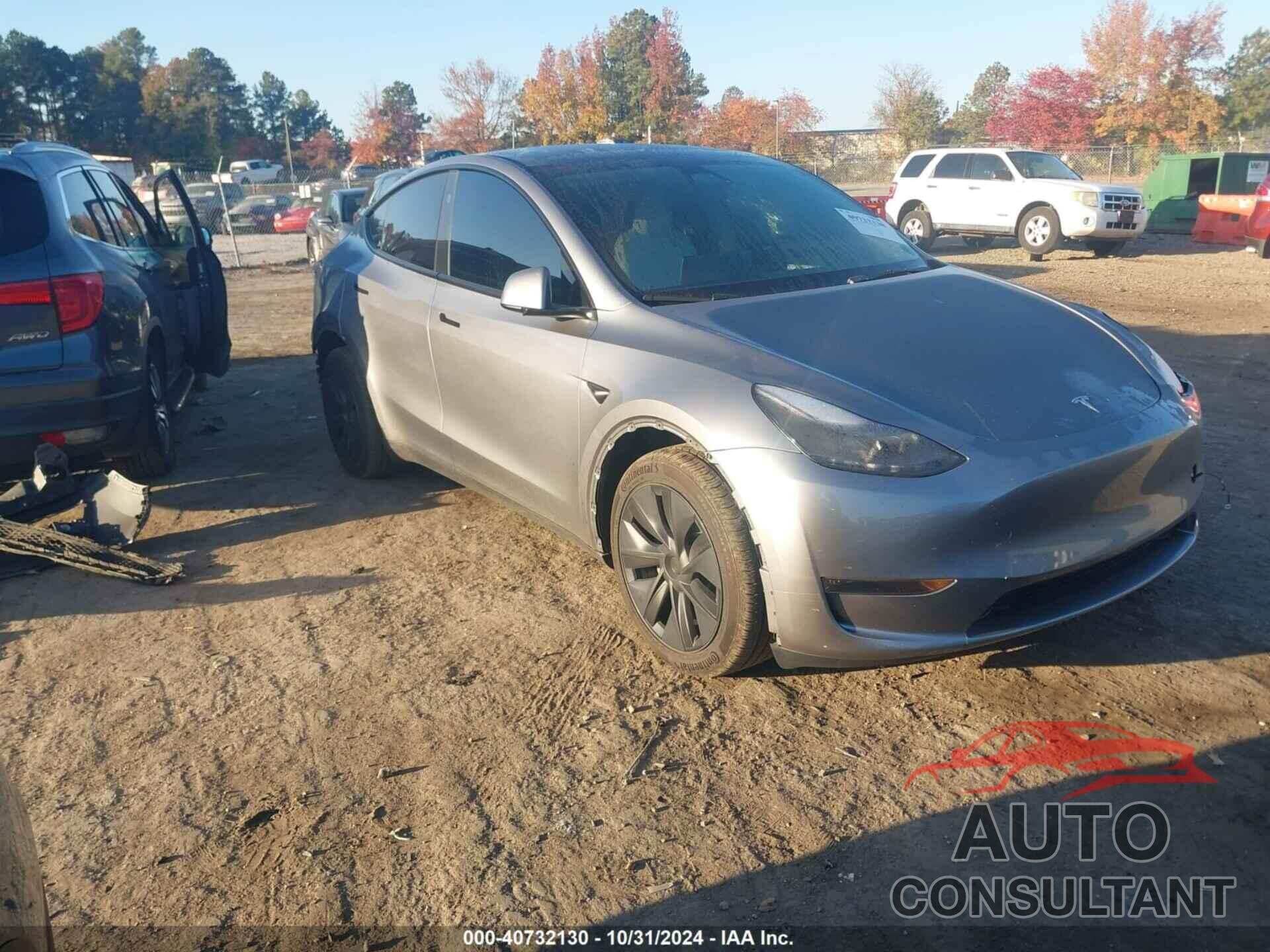 TESLA MODEL Y 2024 - 7SAYGDEE8RA300037