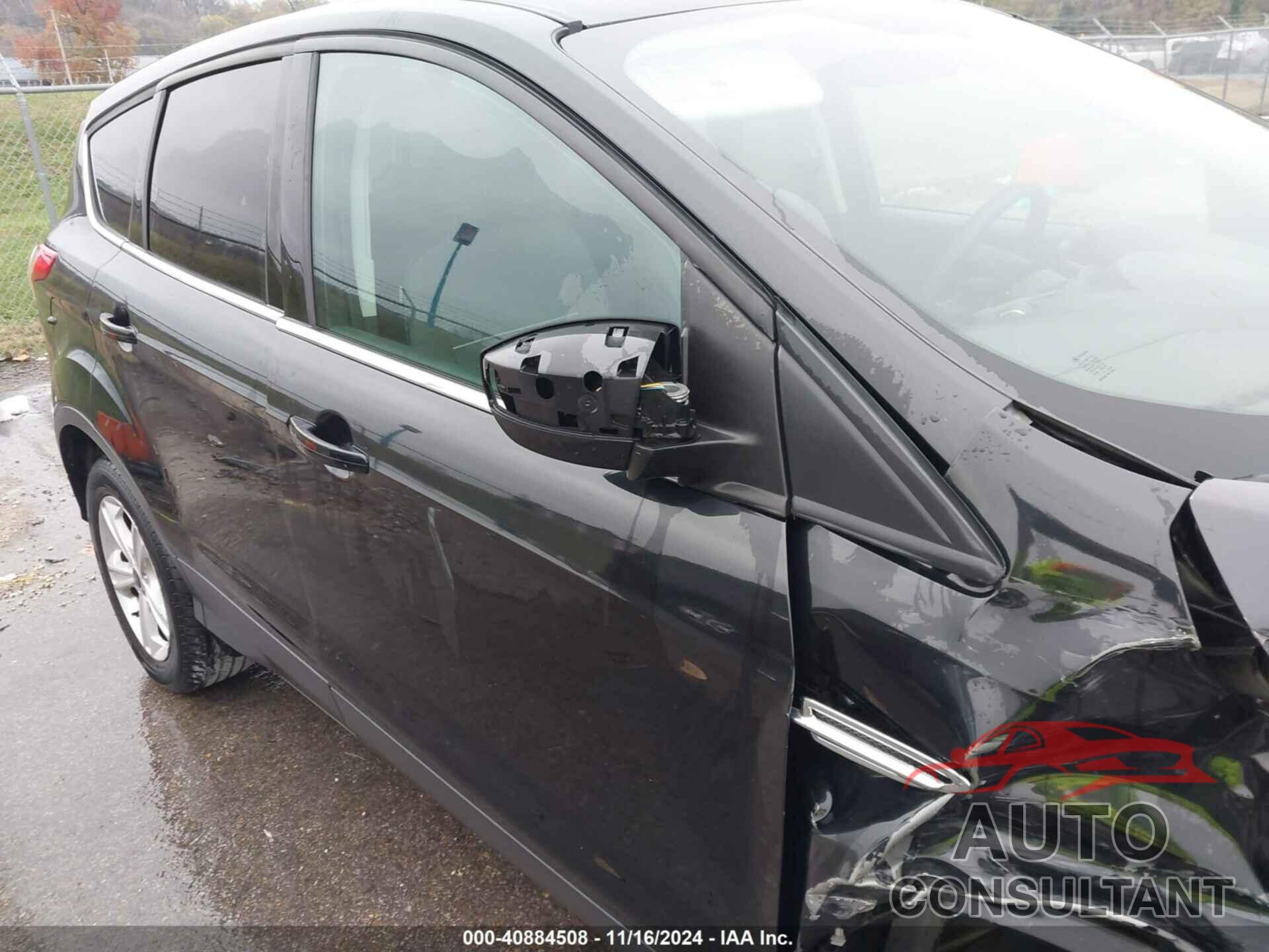 FORD ESCAPE 2015 - 1FMCU0G71FUA91457