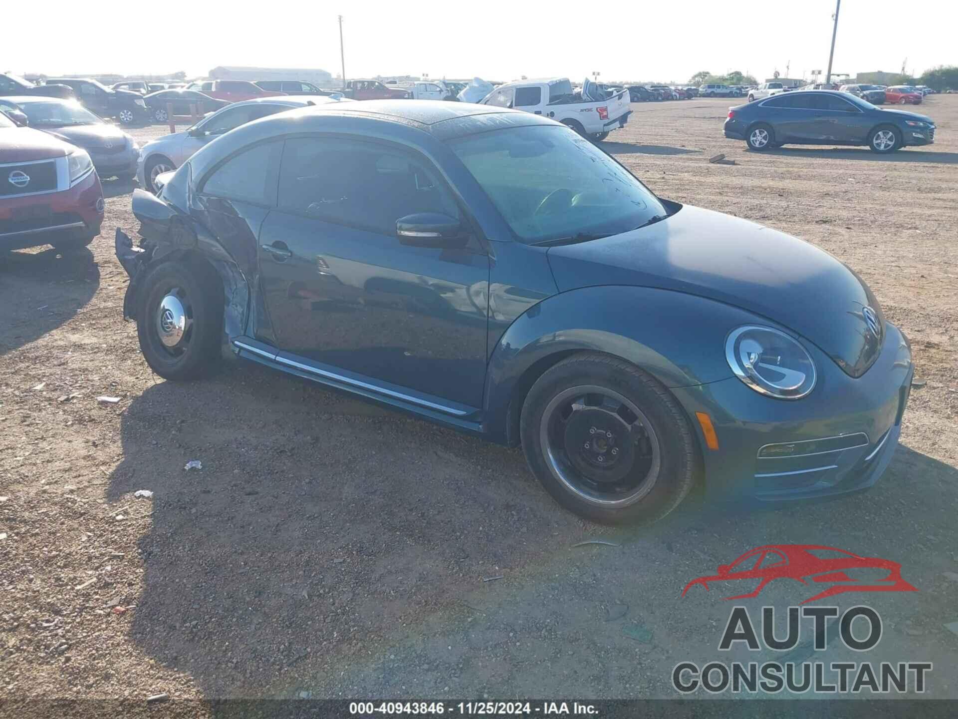 VOLKSWAGEN BEETLE 2018 - 3VWFD7AT8JM706970