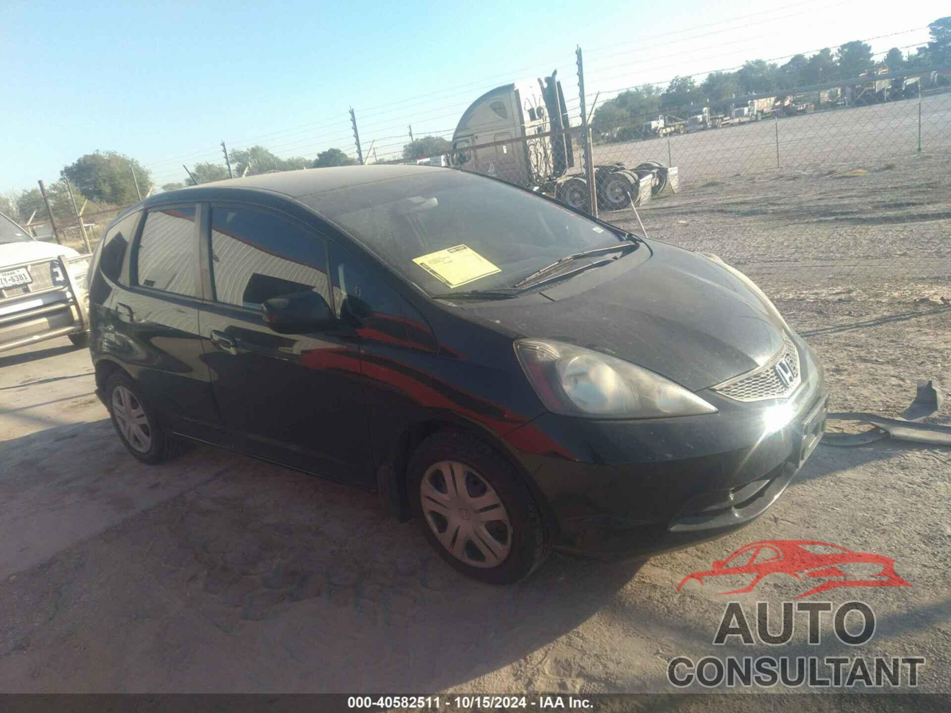 HONDA FIT 2010 - JHMGE8H22AC016817