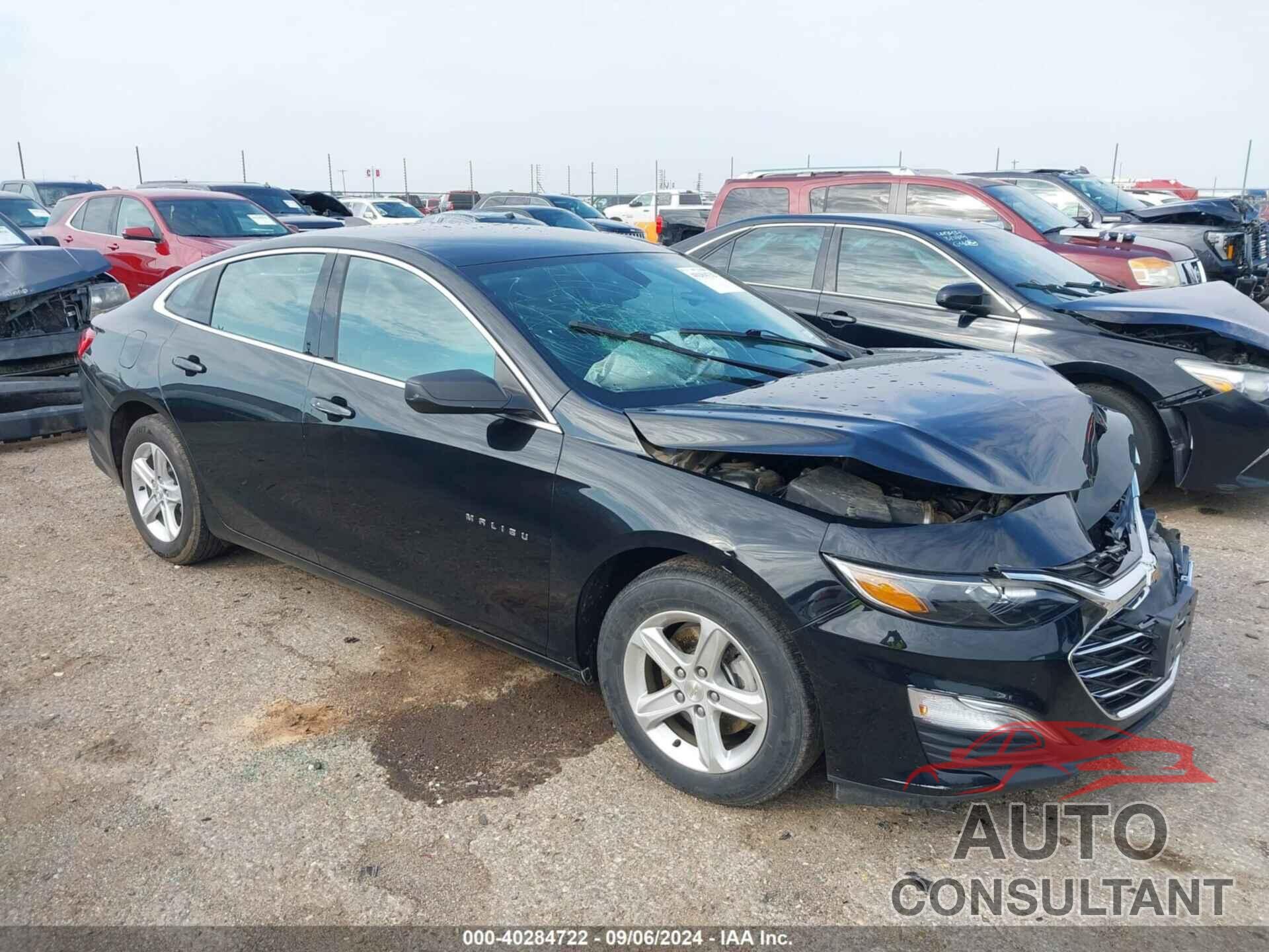 CHEVROLET MALIBU 2020 - 1G1ZB5ST5LF157135