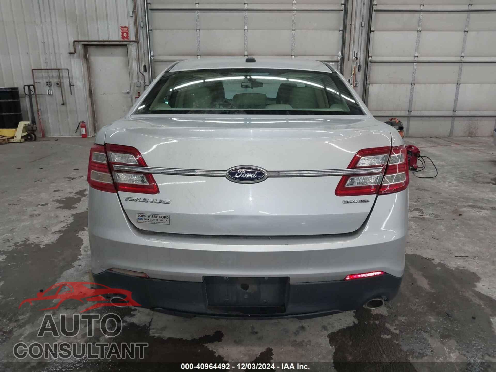 FORD TAURUS 2014 - 1FAHP2D89EG135086