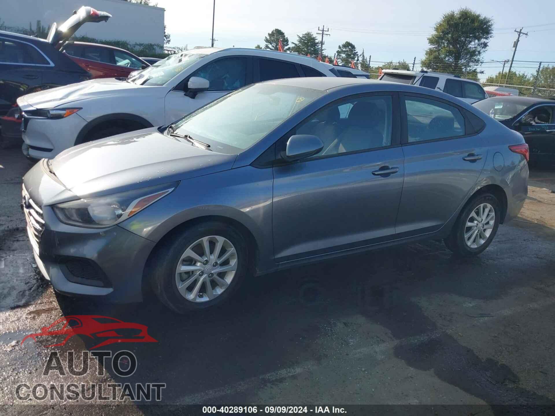 HYUNDAI ACCENT 2018 - 3KPC24A3XJE028095