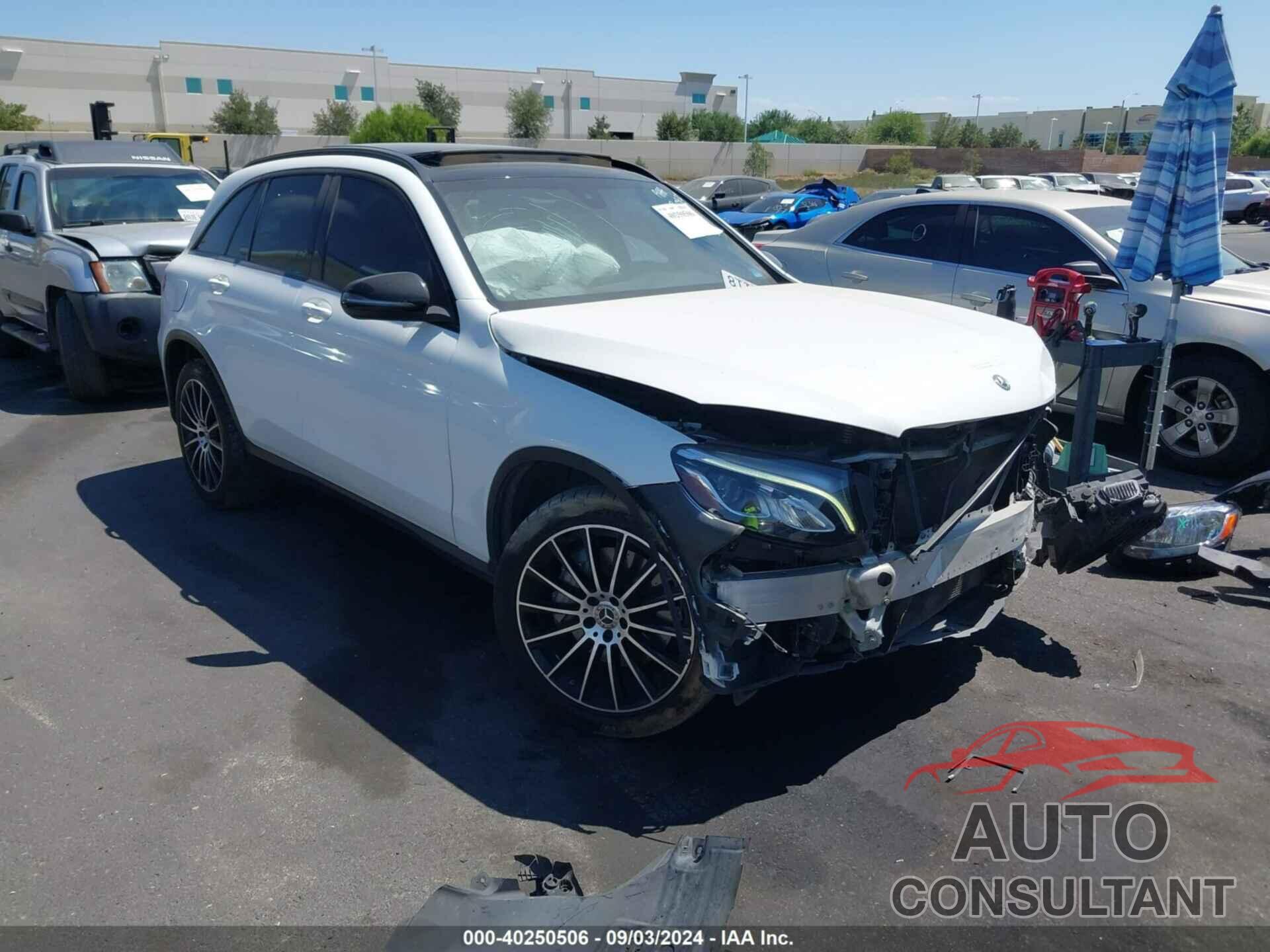MERCEDES-BENZ GLC 300 2019 - WDC0G4JB8KV127033