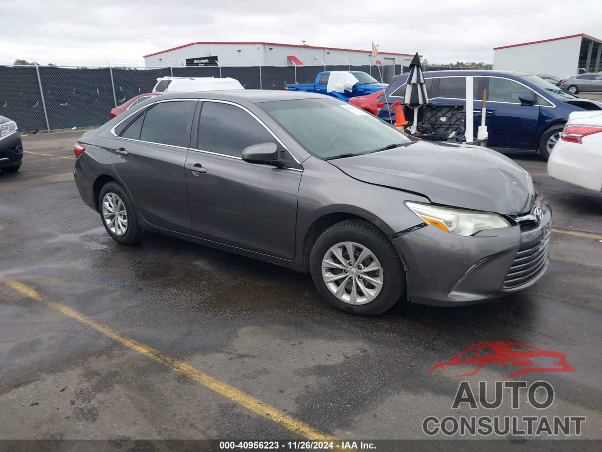 TOYOTA CAMRY 2016 - 4T4BF1FK3GR567149