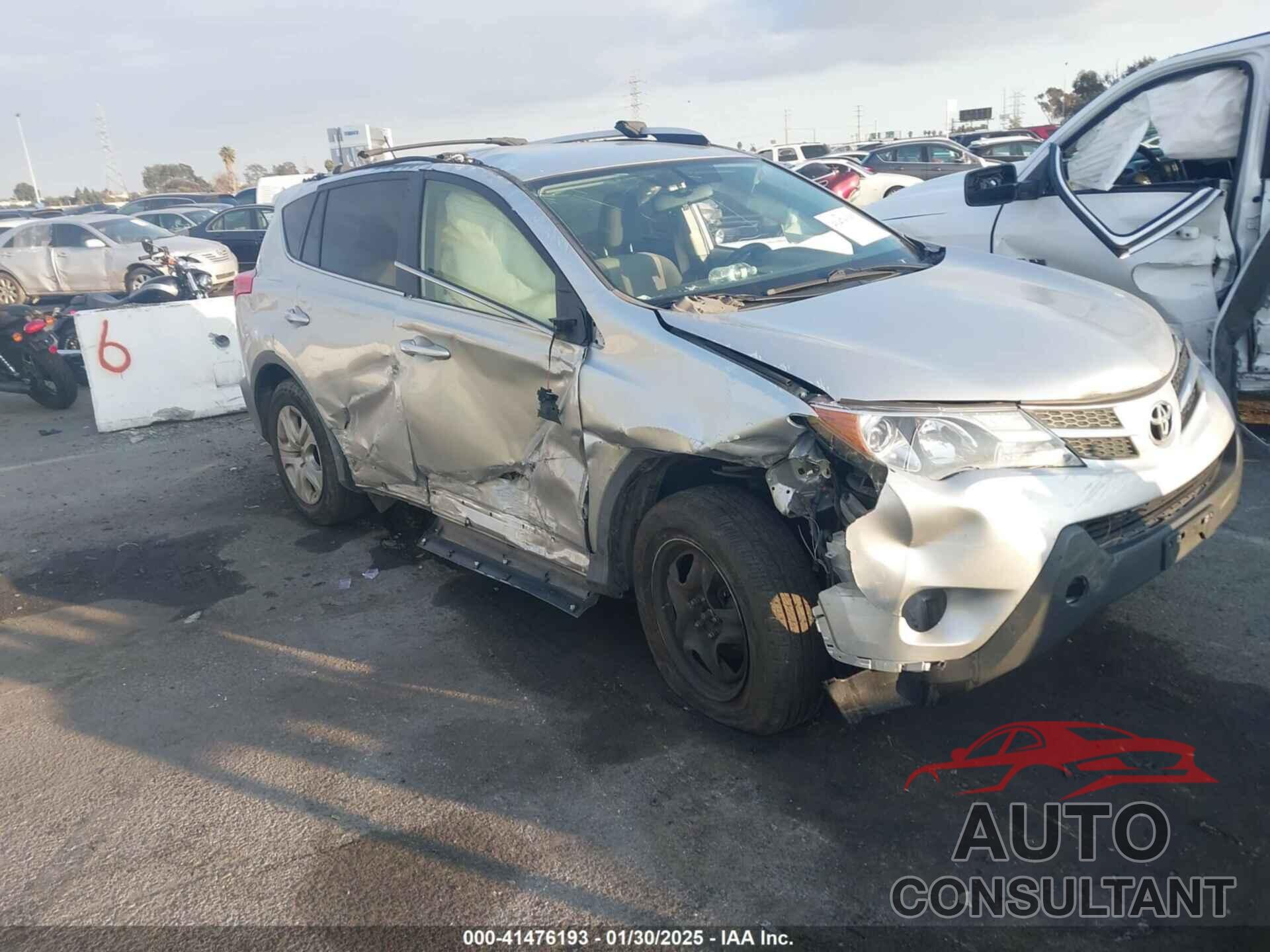 TOYOTA RAV4 2013 - JTMBFREV0DD044496