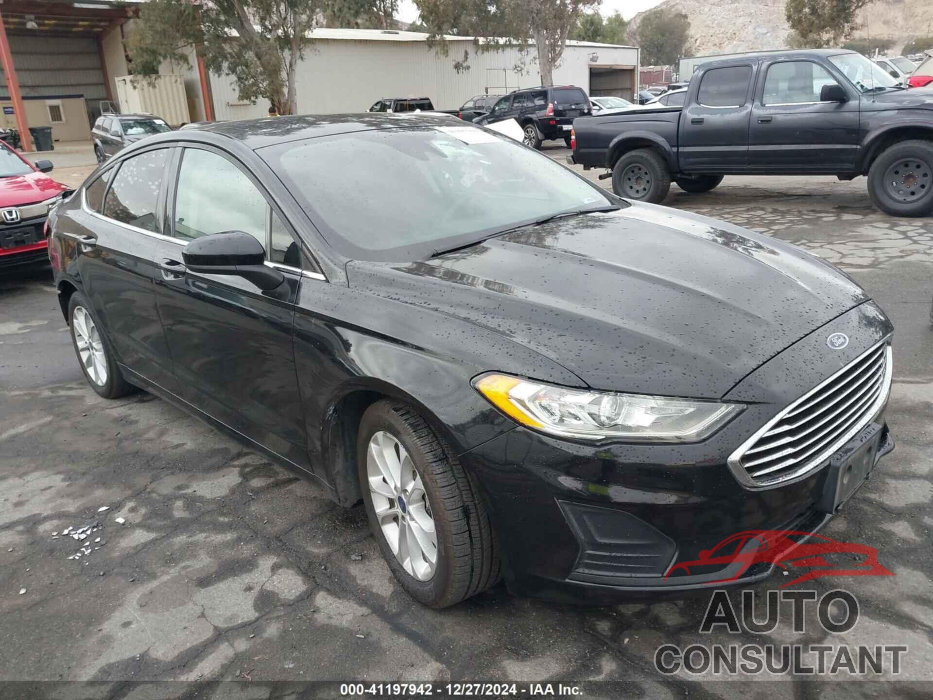 FORD FUSION 2020 - 3FA6P0LU4LR113819