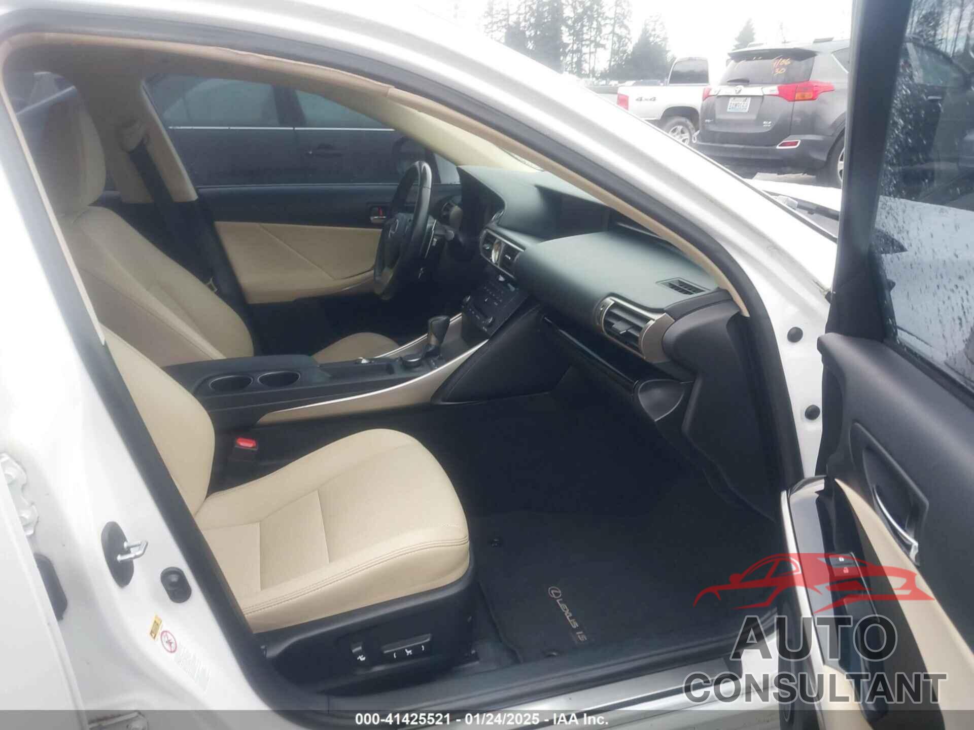 LEXUS IS 200T 2016 - JTHBA1D20G5028688