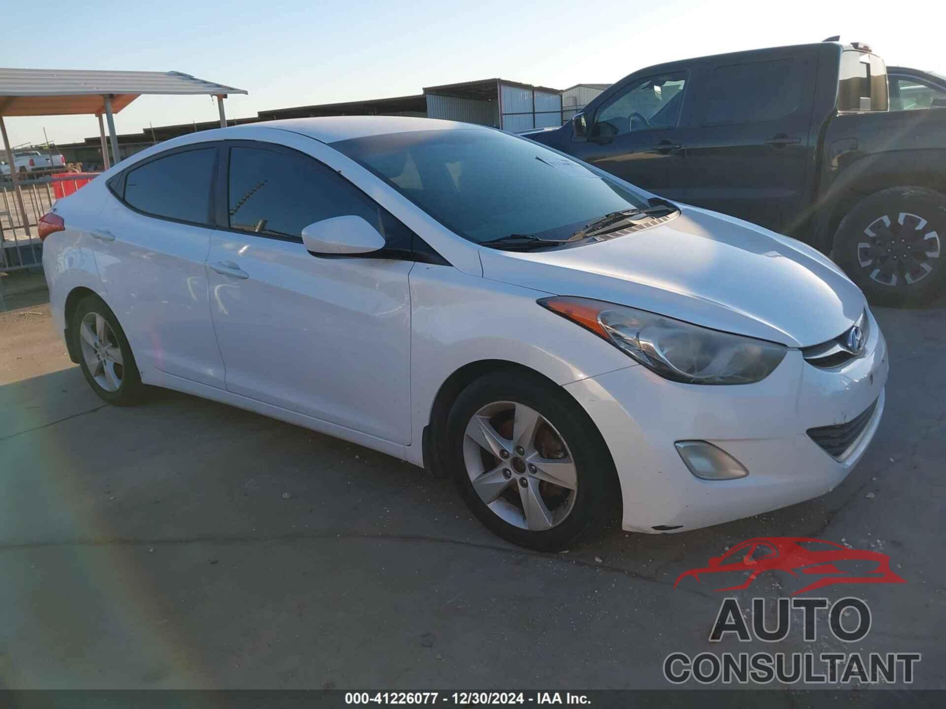HYUNDAI ELANTRA 2013 - 5NPDH4AE8DH201374