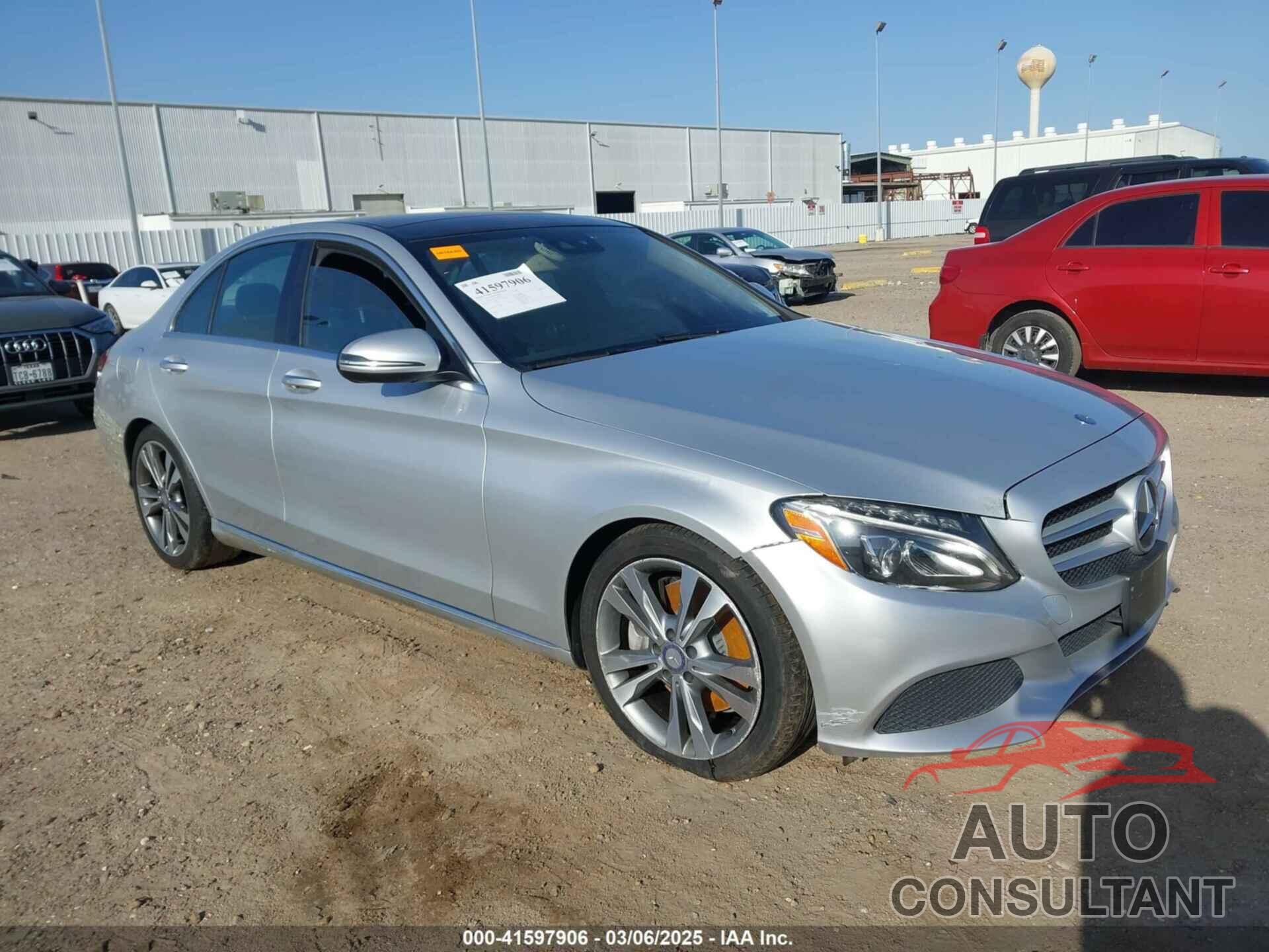 MERCEDES-BENZ C 300 2016 - 55SWF4JB4GU153281