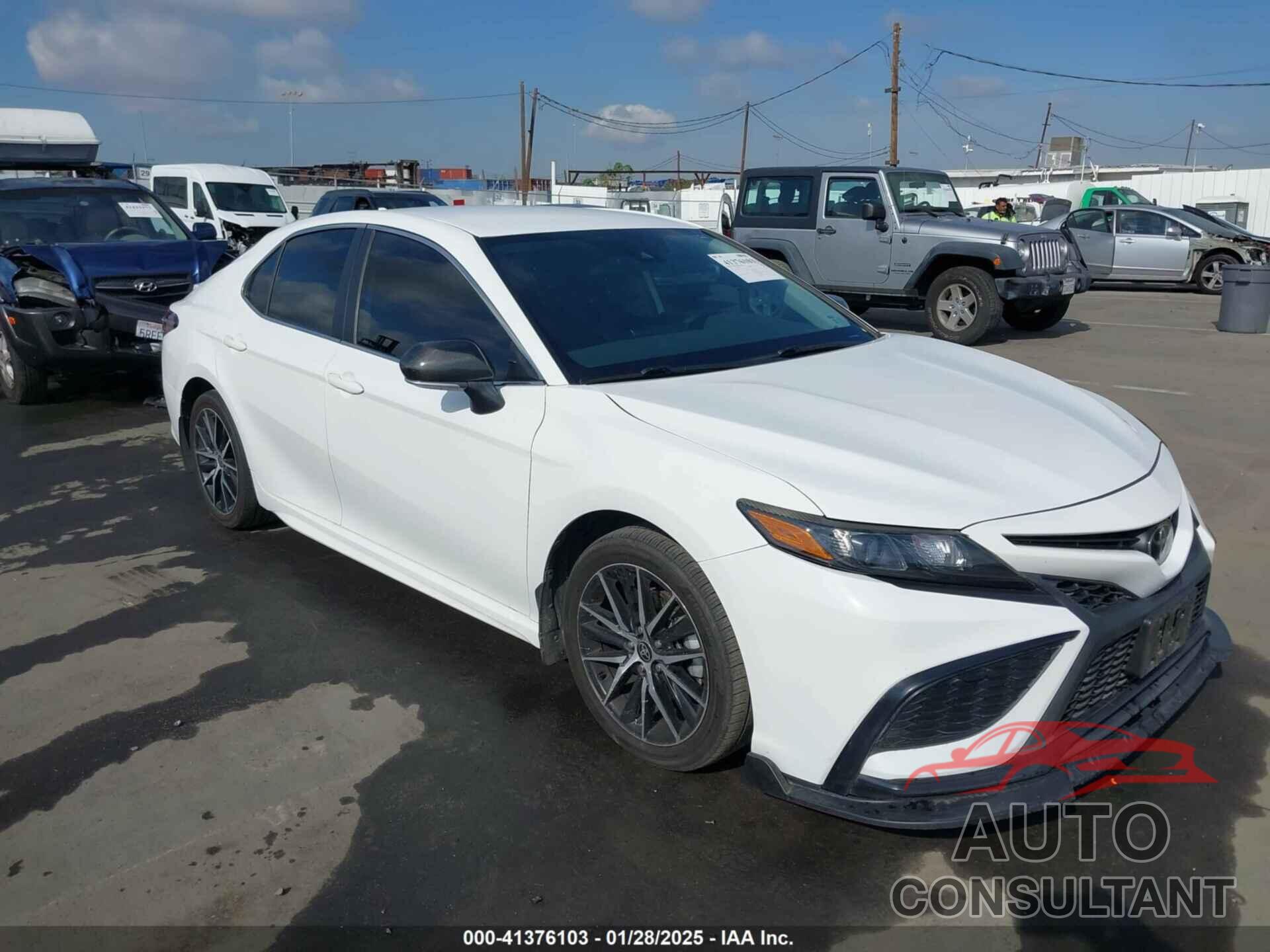 TOYOTA CAMRY 2023 - 4T1G11AK8PU759009