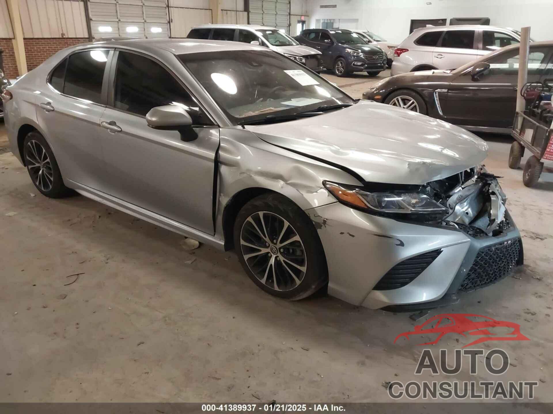 TOYOTA CAMRY 2020 - 4T1G11AK7LU876977