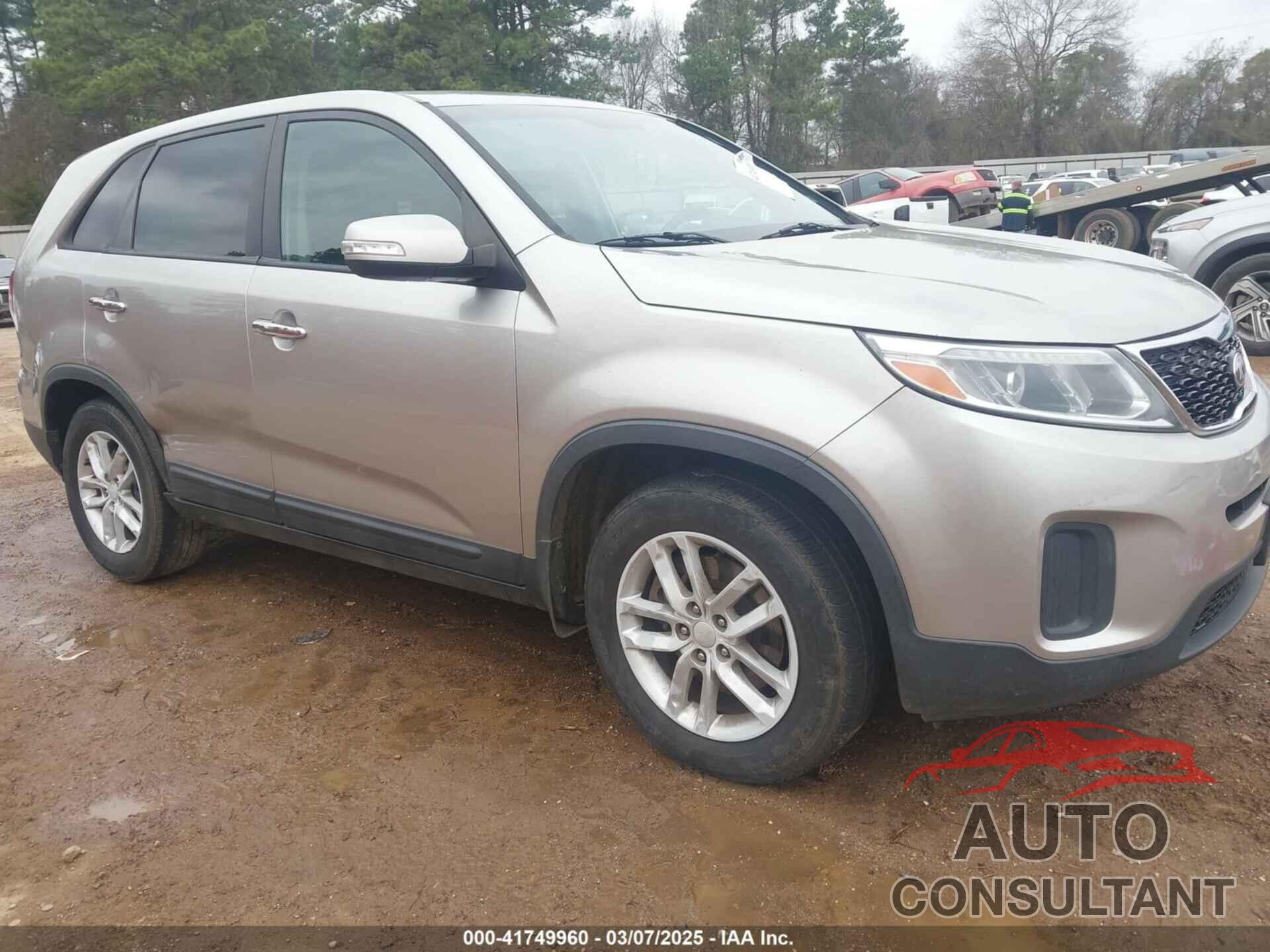 KIA SORENTO 2014 - 5XYKT3A69EG460442