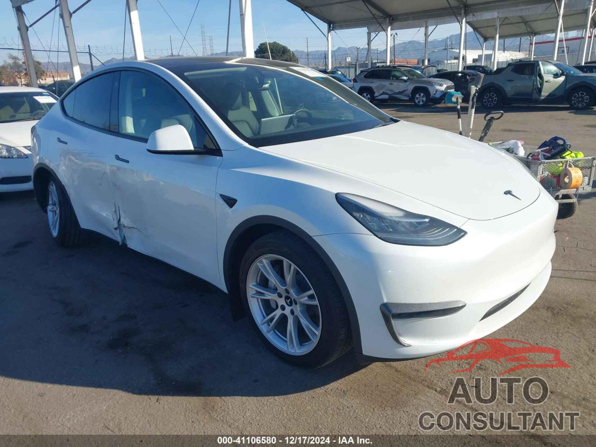 TESLA MODEL Y 2023 - 7SAYGDEE8PA074272