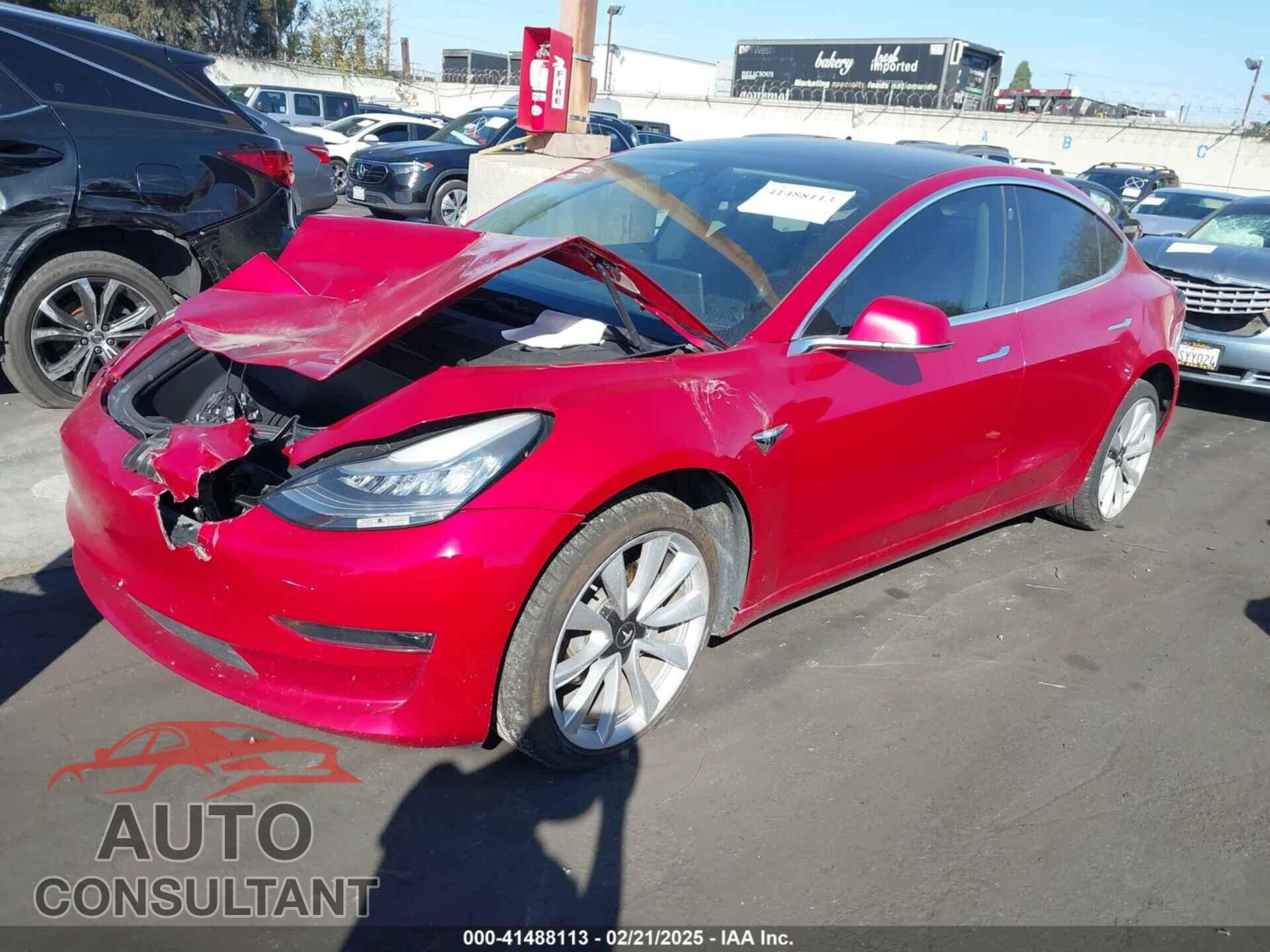 TESLA MODEL 3 2018 - 5YJ3E1EA5JF102838