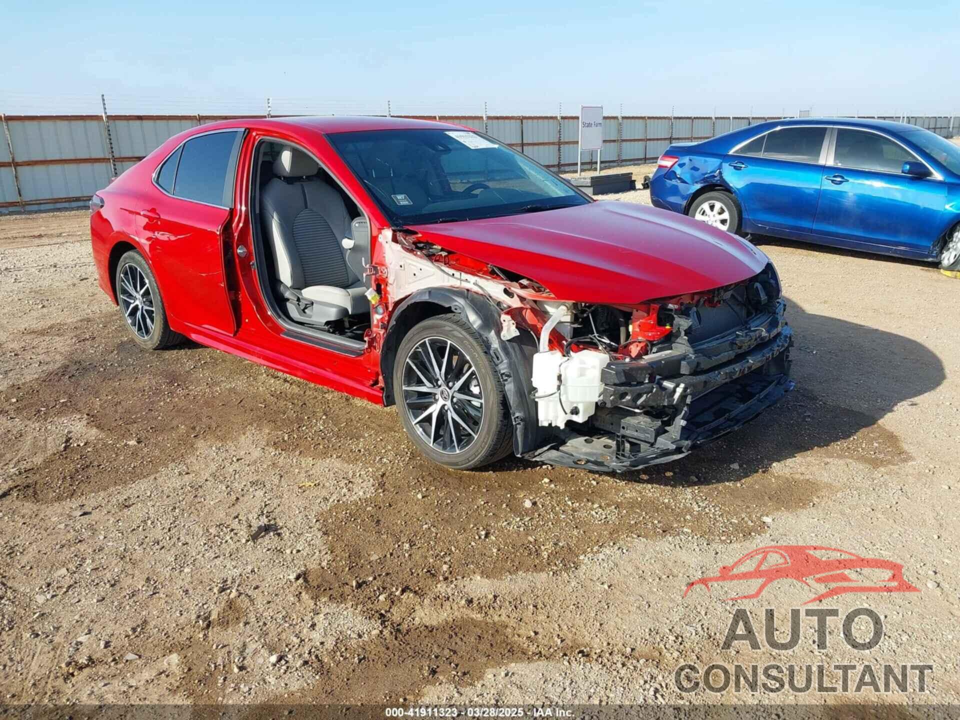 TOYOTA CAMRY 2021 - 4T1G11AK3MU469885