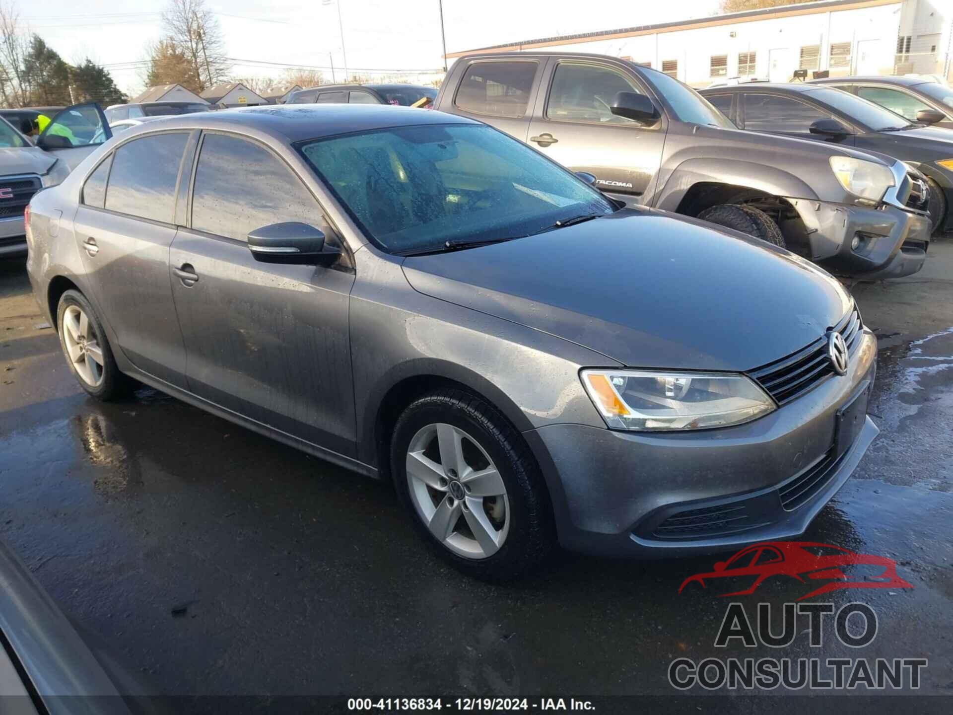 VOLKSWAGEN JETTA 2012 - 3VWLL7AJ8CM414811