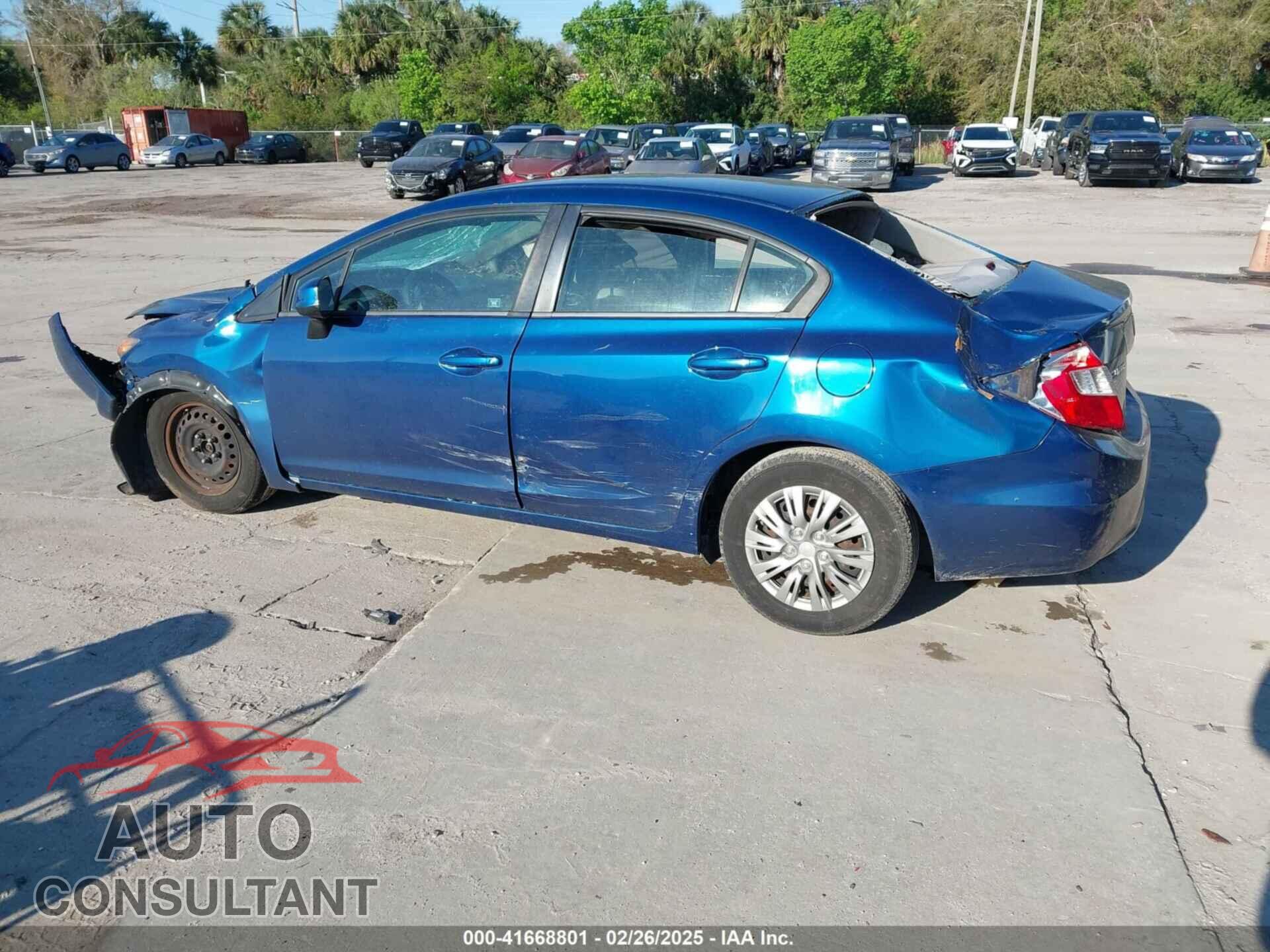 HONDA CIVIC 2012 - 2HGFB2F53CH551110