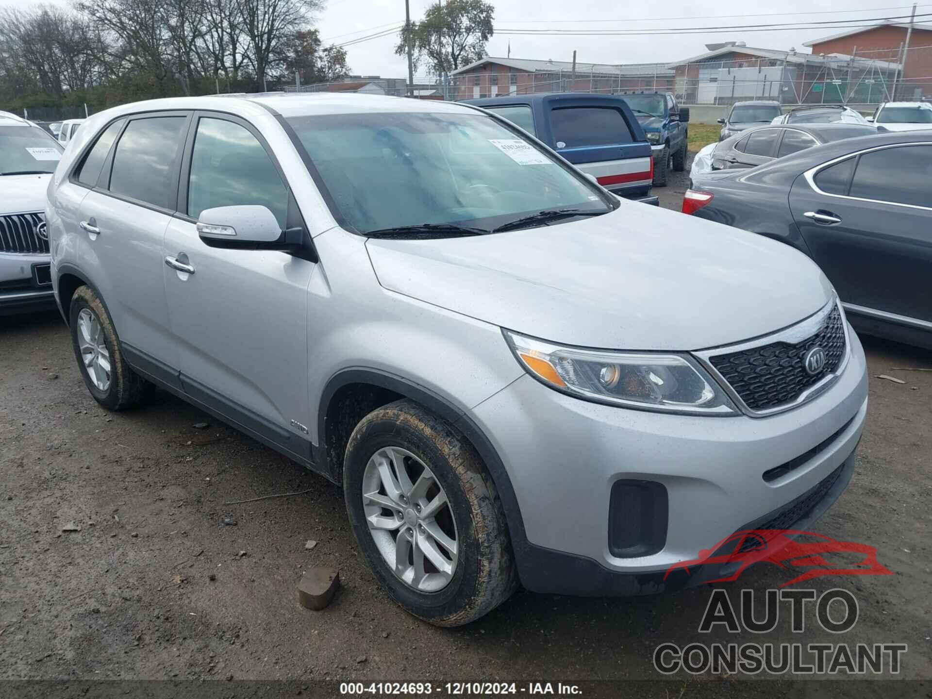 KIA SORENTO 2015 - 5XYKTCA63FG568959