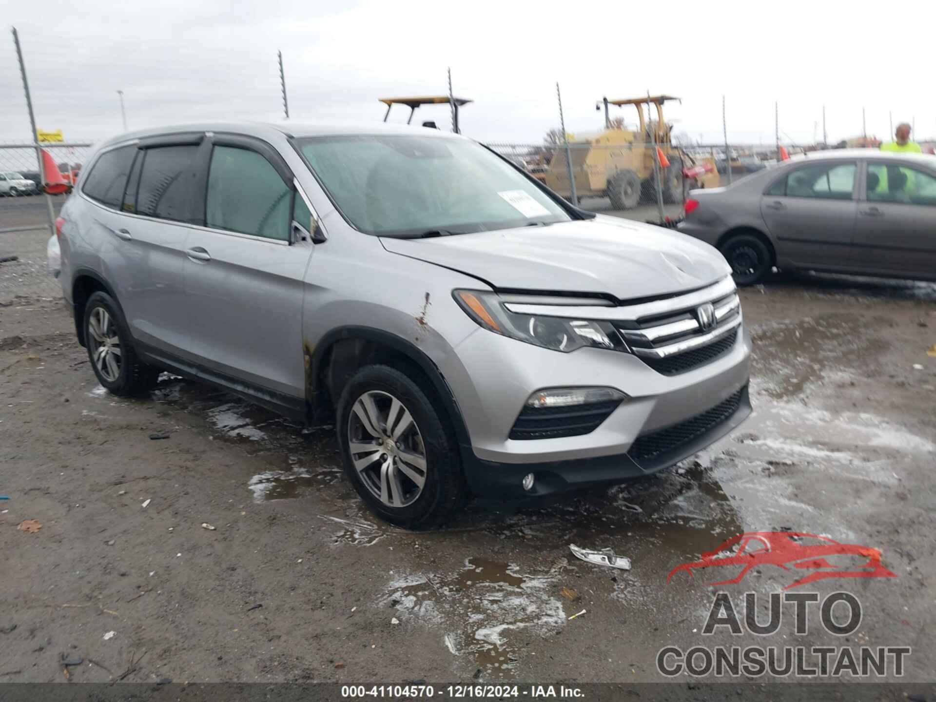 HONDA PILOT 2017 - 5FNYF5H49HB028902