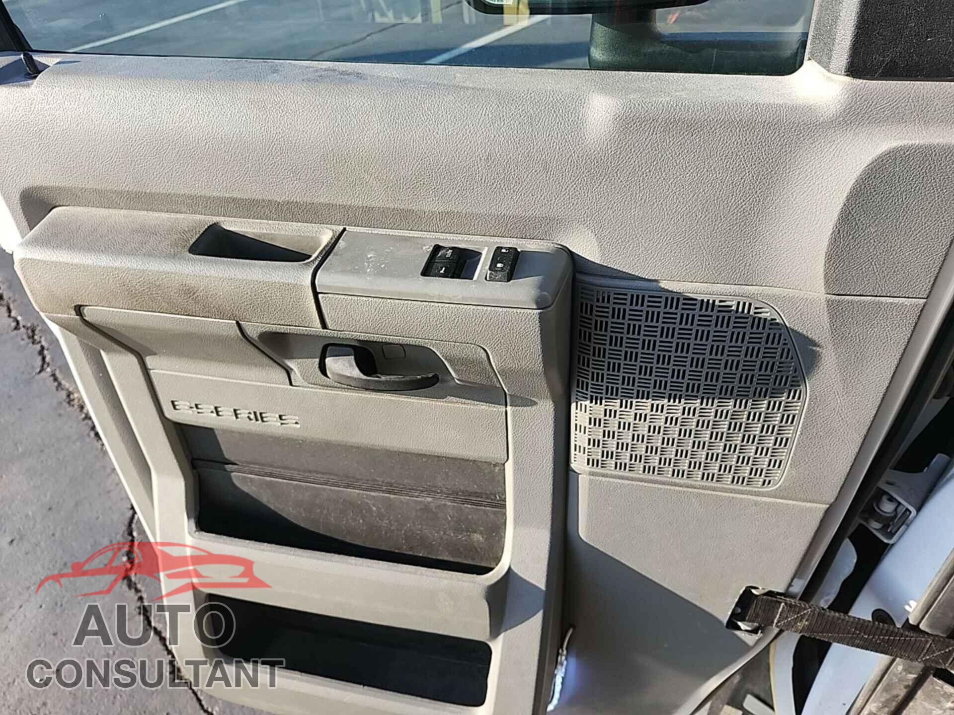 FORD ECONOLINE 2019 - 1FDXE4FSXKDC07826