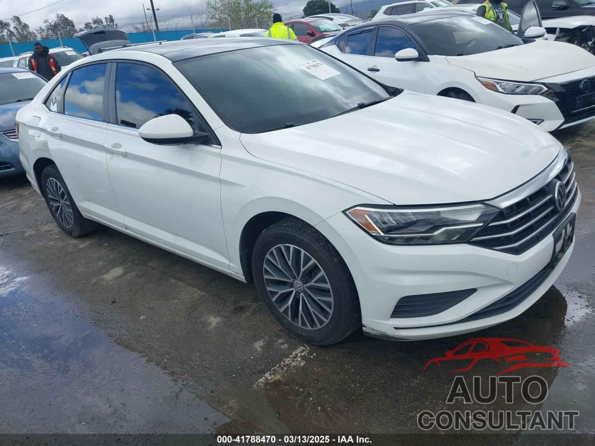 VOLKSWAGEN JETTA 2019 - 3VWC57BUXKM187395