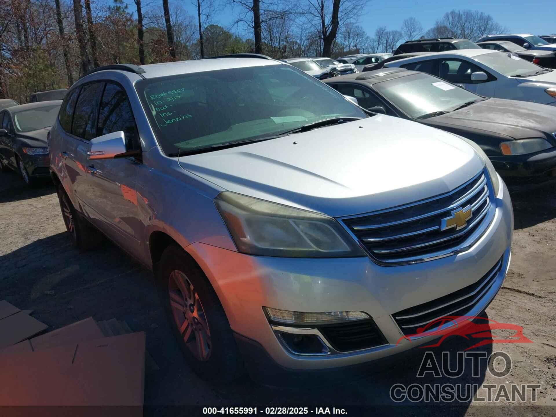 CHEVROLET TRAVERSE 2015 - 1GNKRGKD5FJ105196