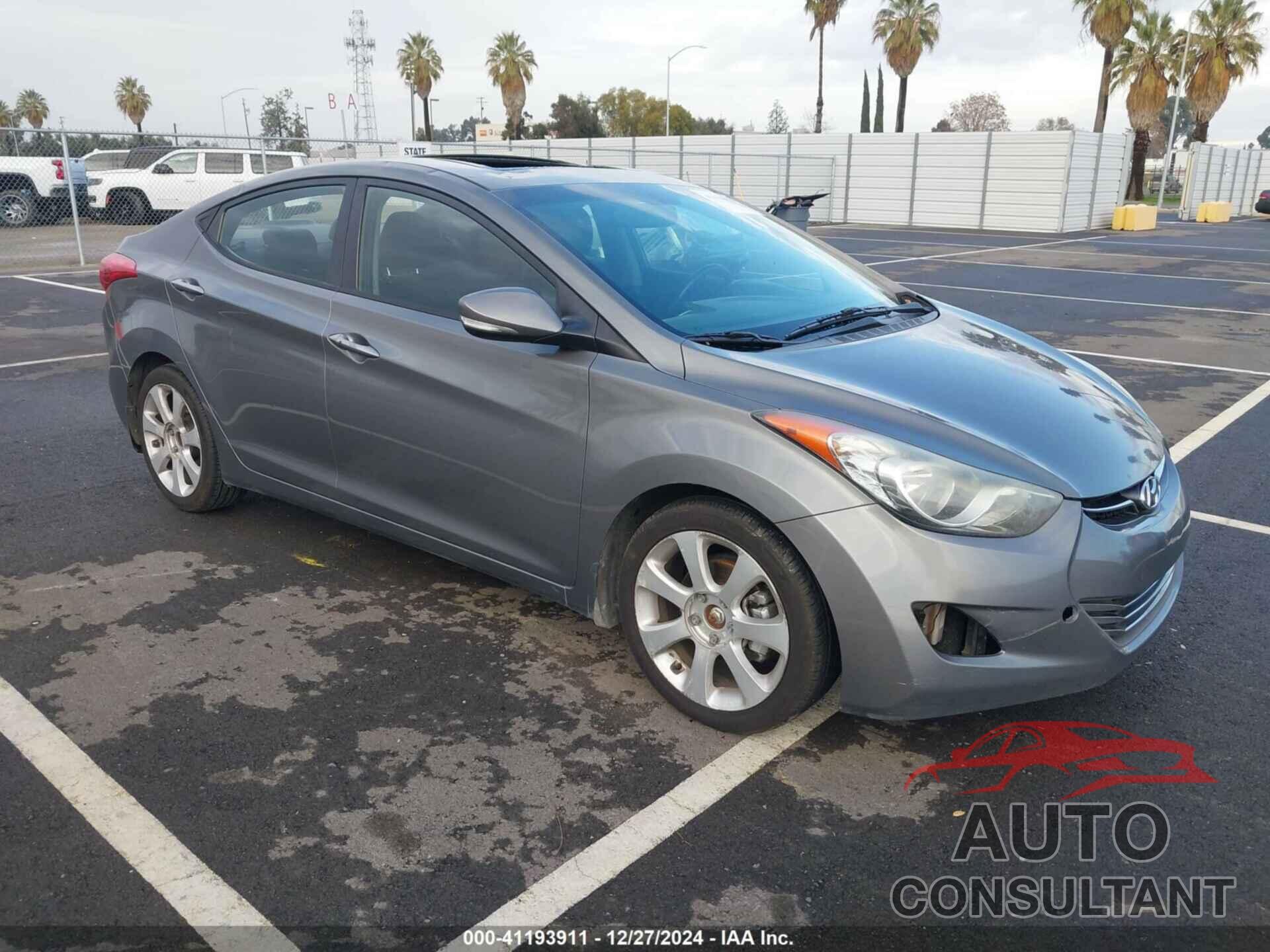 HYUNDAI ELANTRA 2013 - 5NPDH4AE4DH276945