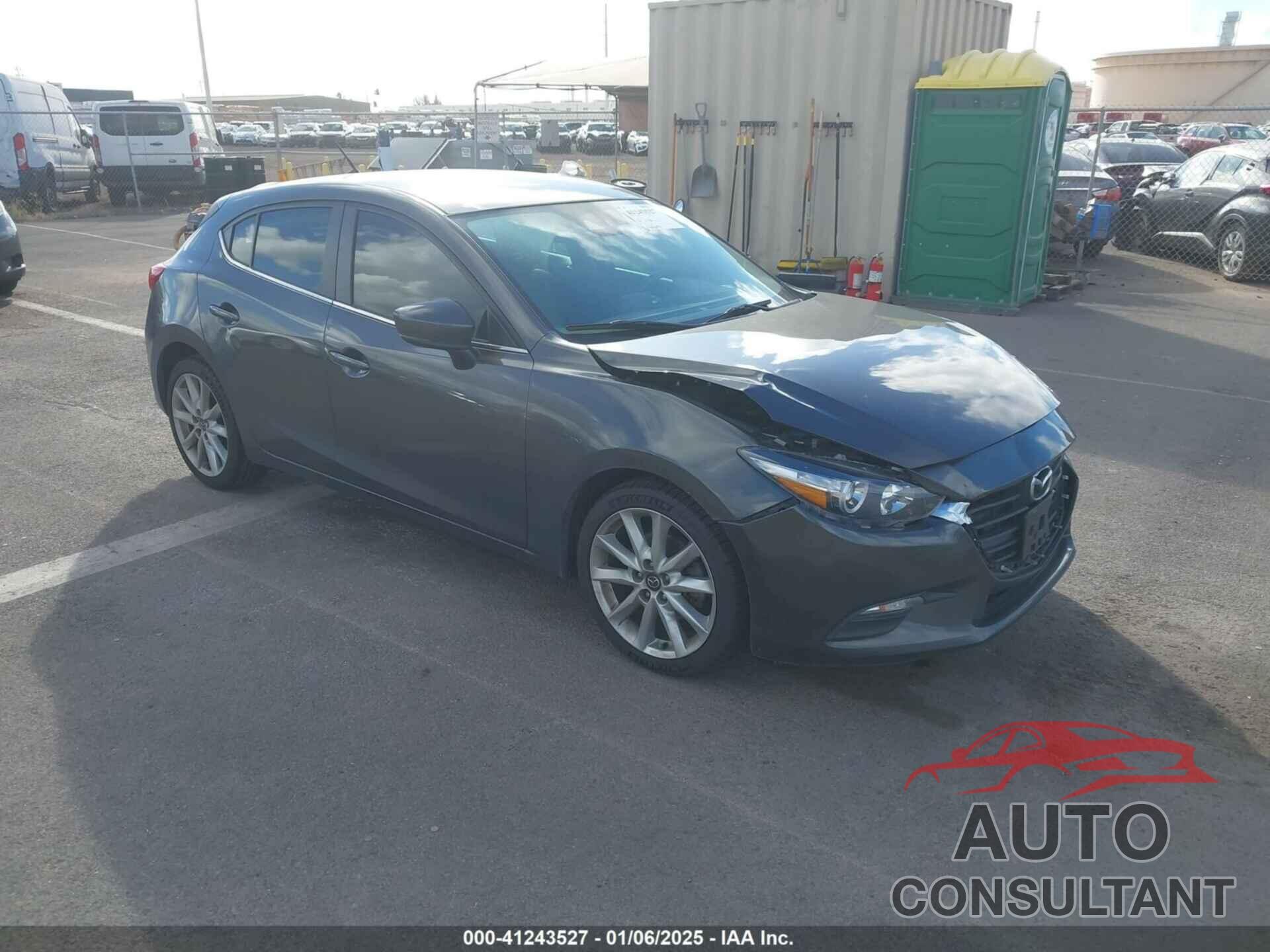 MAZDA MAZDA3 2017 - 3MZBN1L75HM109438