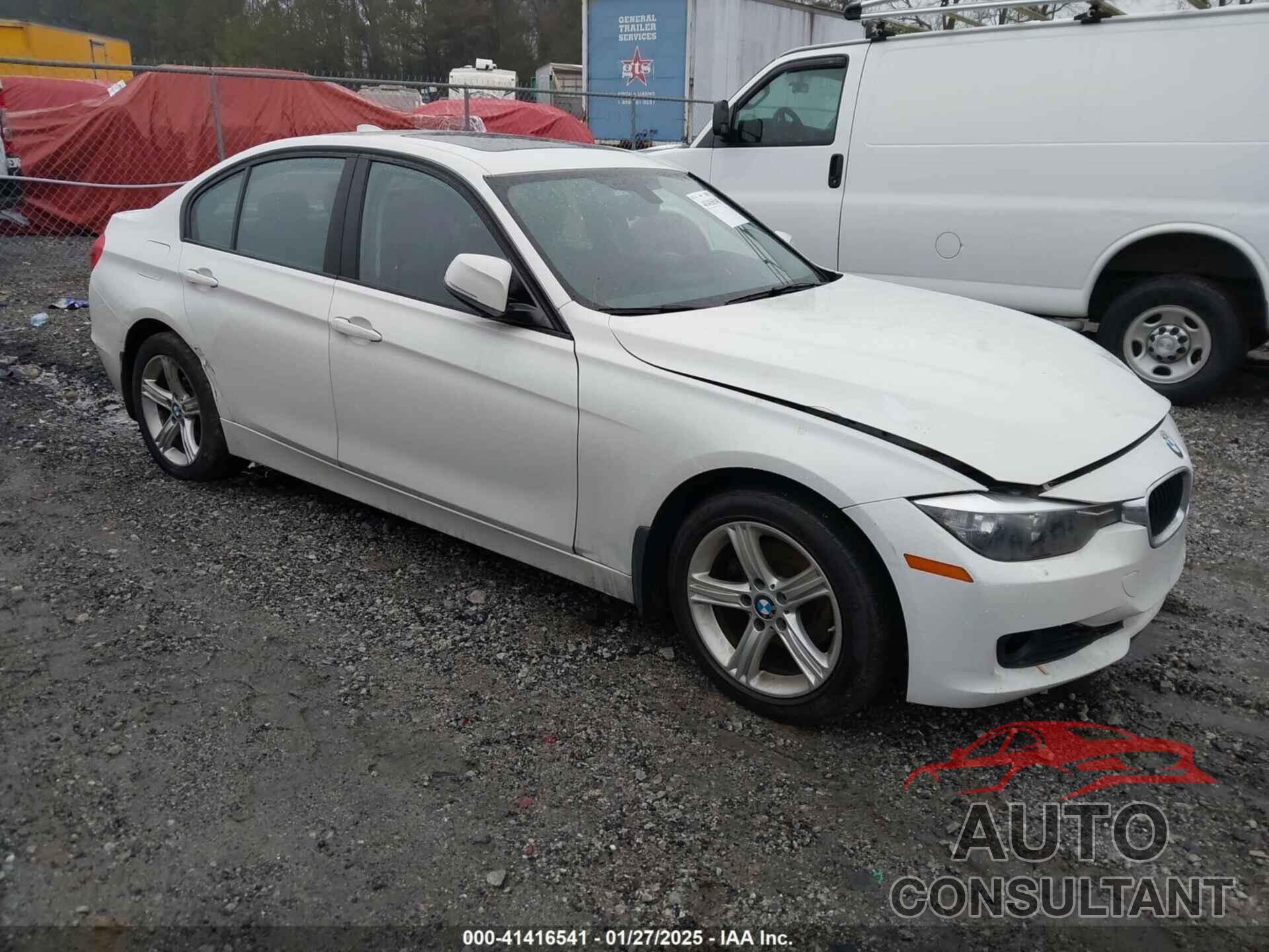 BMW 328I 2014 - WBA3B3G56ENR81985