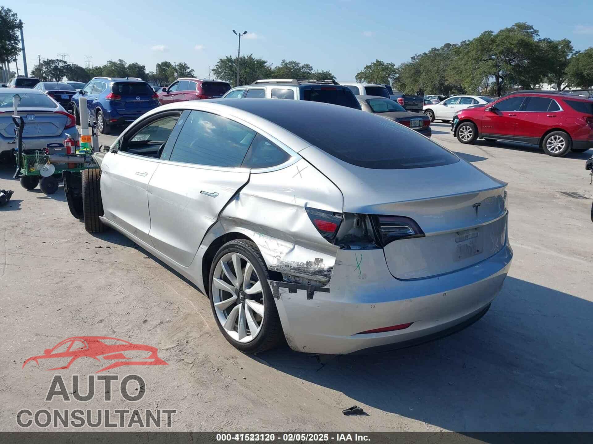 TESLA MODEL 3 2018 - 5YJ3E1EA3JF032076