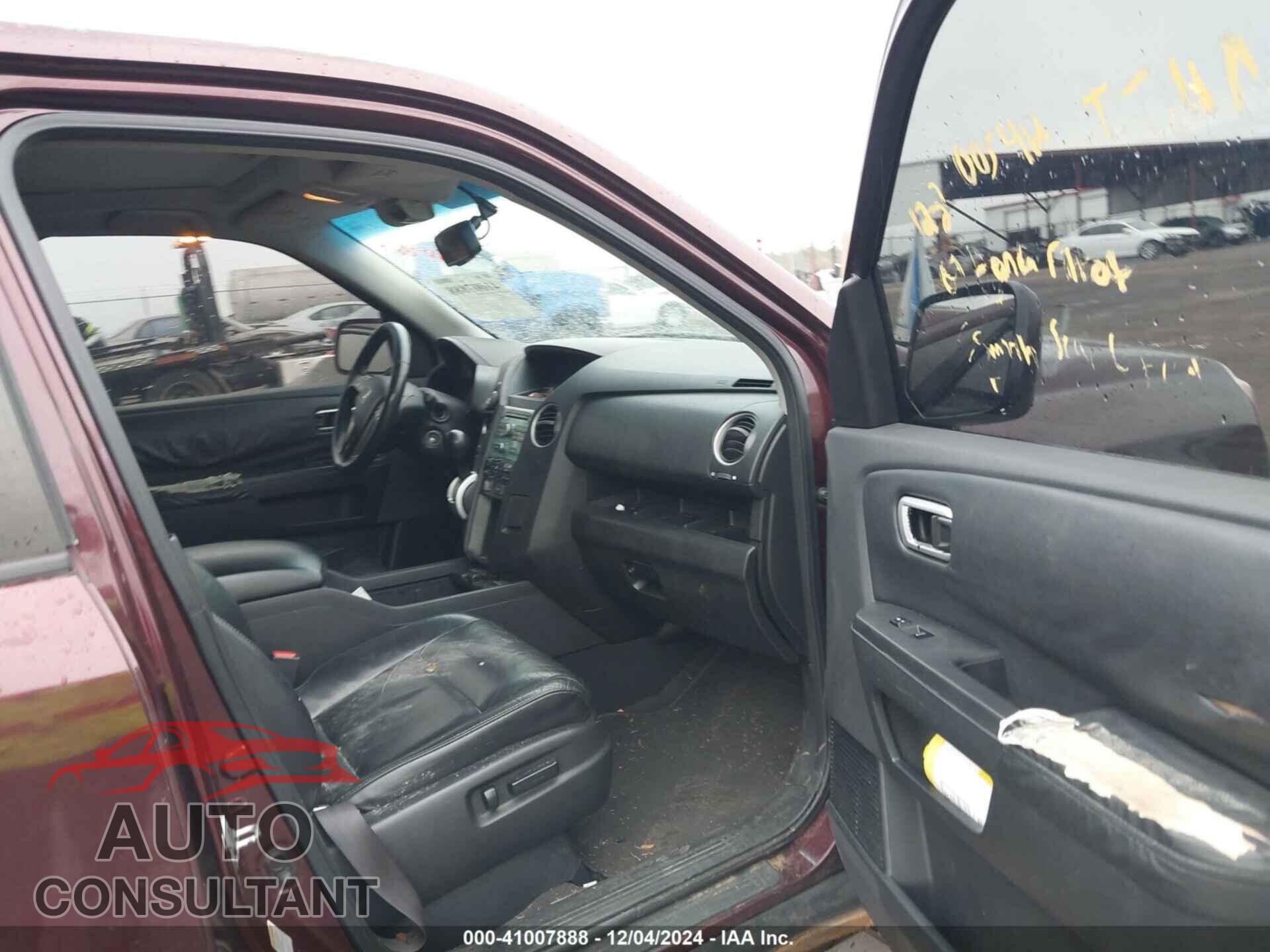HONDA PILOT 2009 - 5FNYF48539B005412