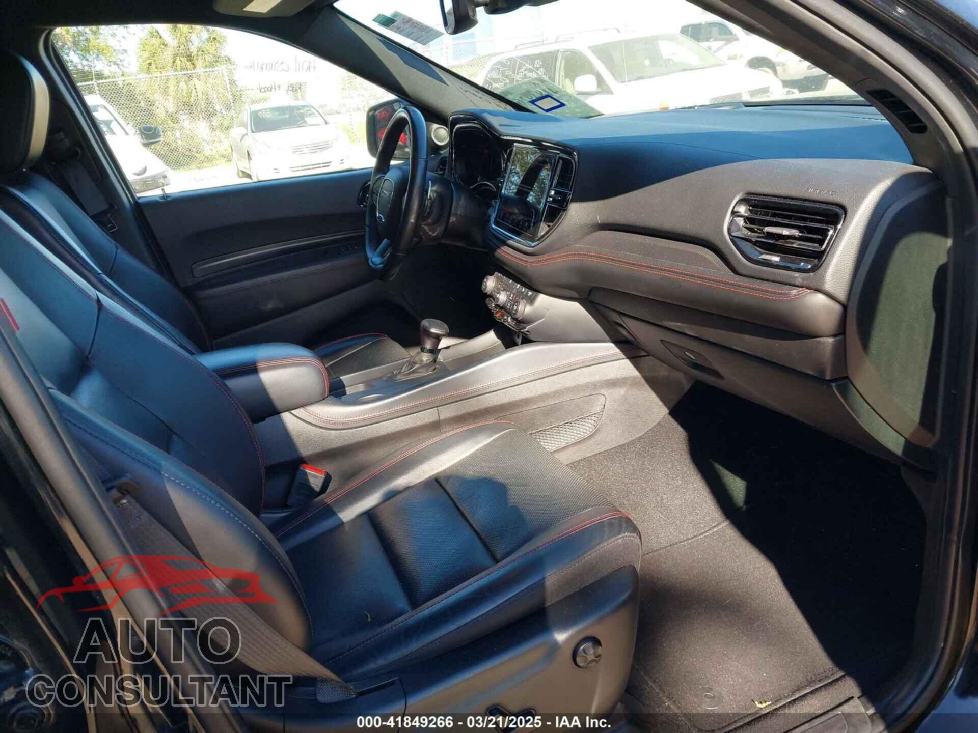 DODGE DURANGO 2023 - 1C4SDHCT0PC553242