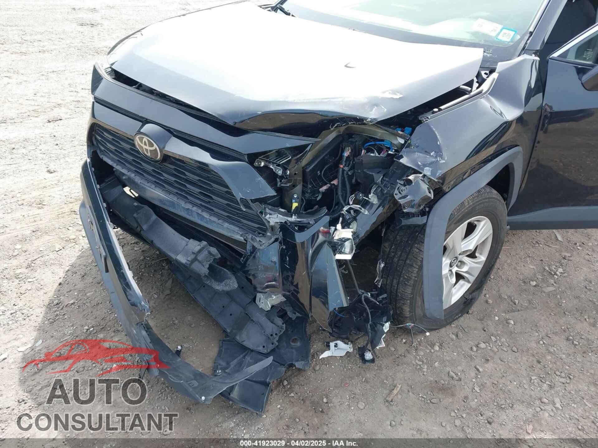 TOYOTA RAV4 2019 - JTMP1RFV8KD033794