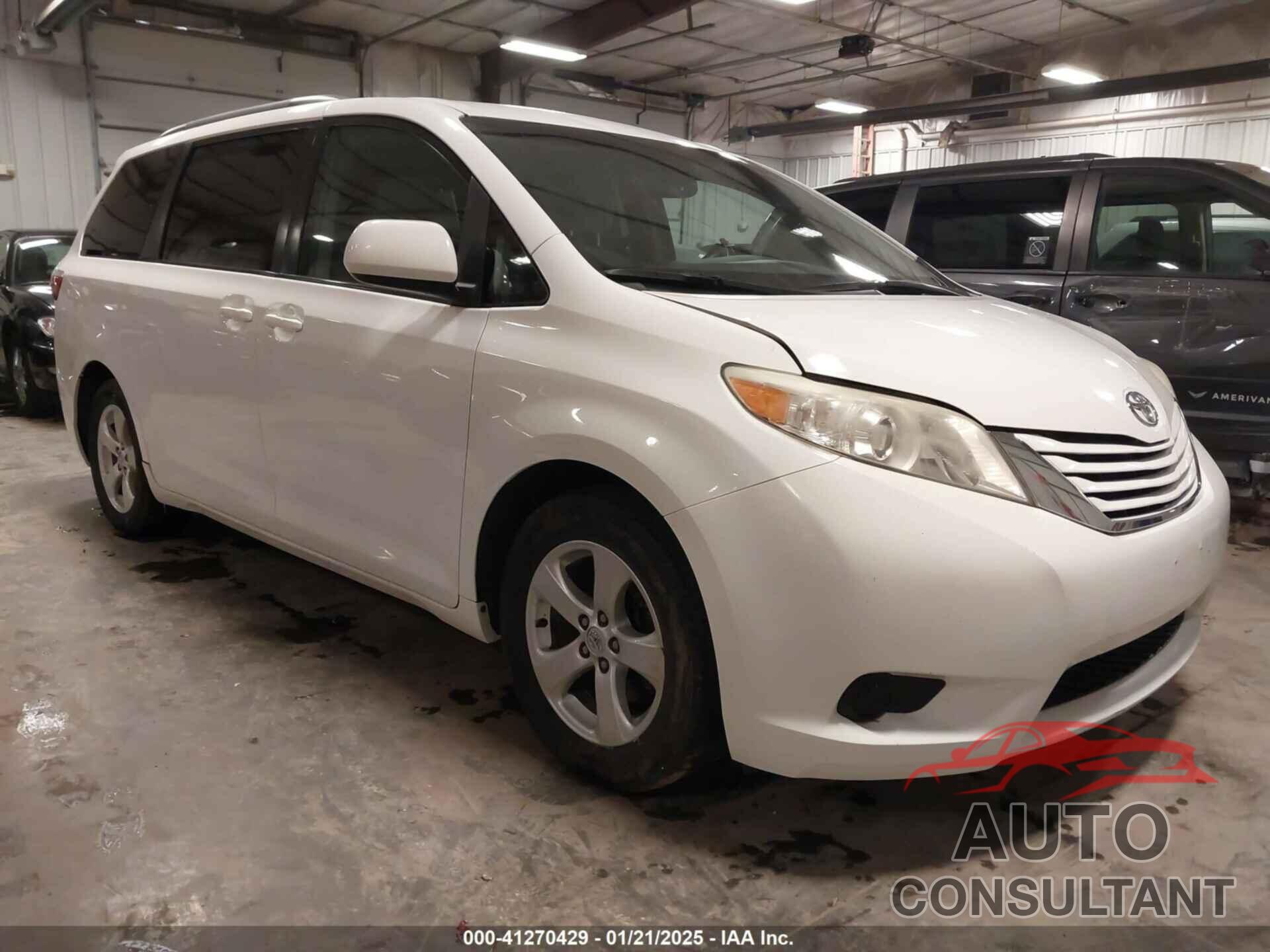 TOYOTA SIENNA 2015 - 5TDKK3DC4FS670018