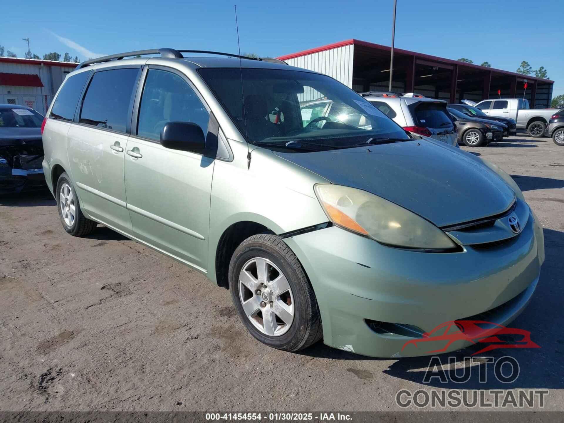 TOYOTA SIENNA 2010 - 5TDKK4CC2AS329149