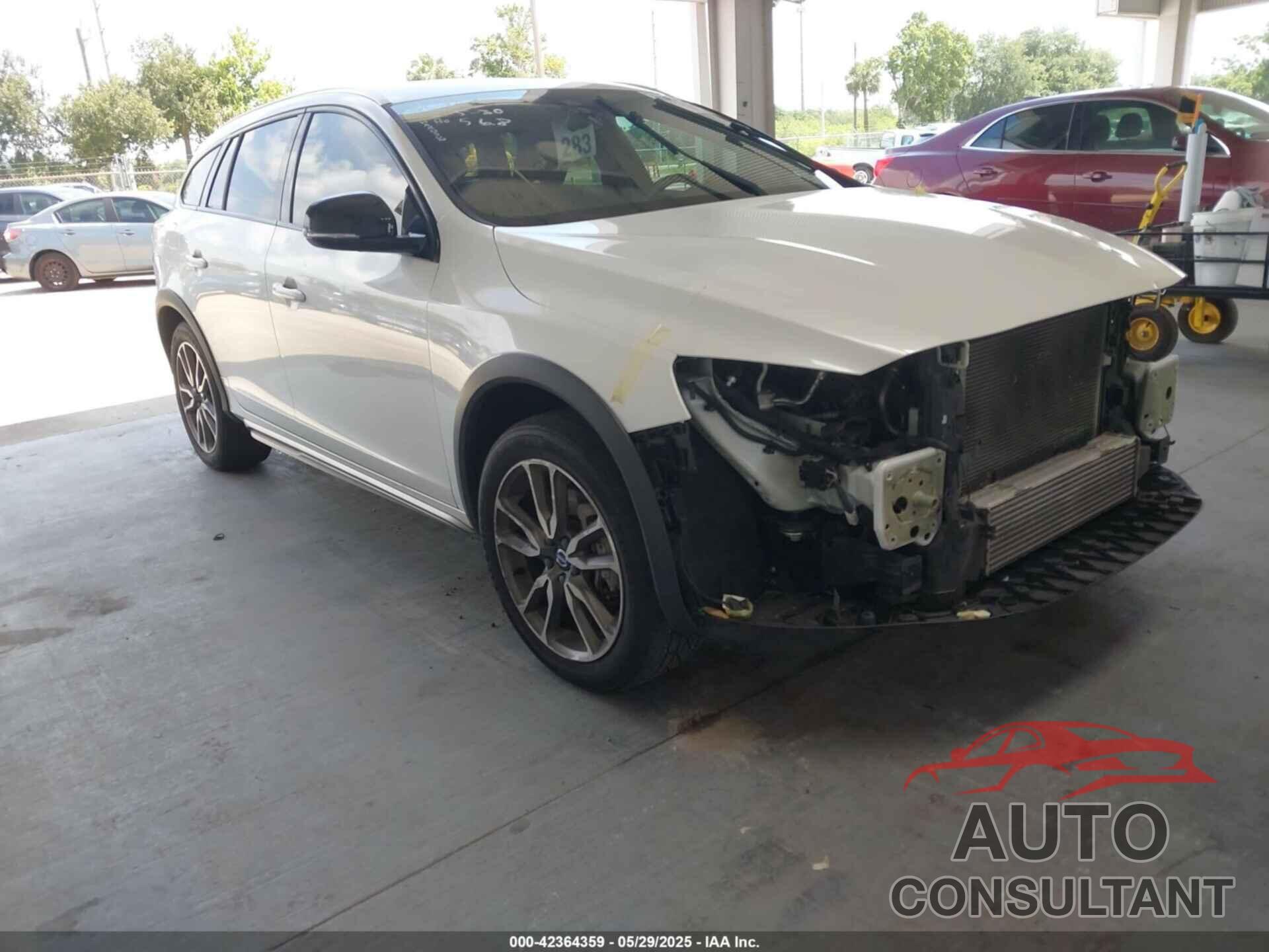 VOLVO V60 CROSS COUNTRY 2018 - YV440MWK7J2054707