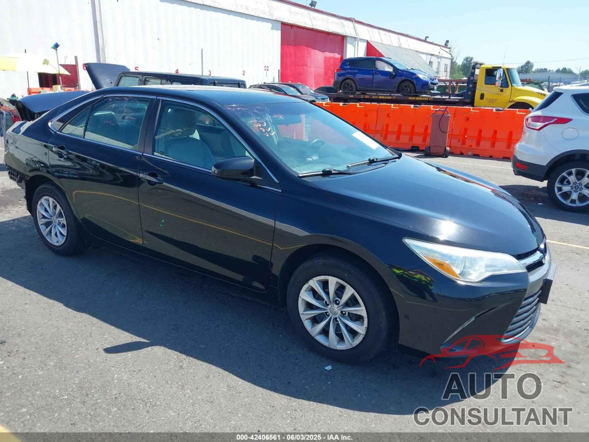 TOYOTA CAMRY 2015 - 4T4BF1FK1FR453259