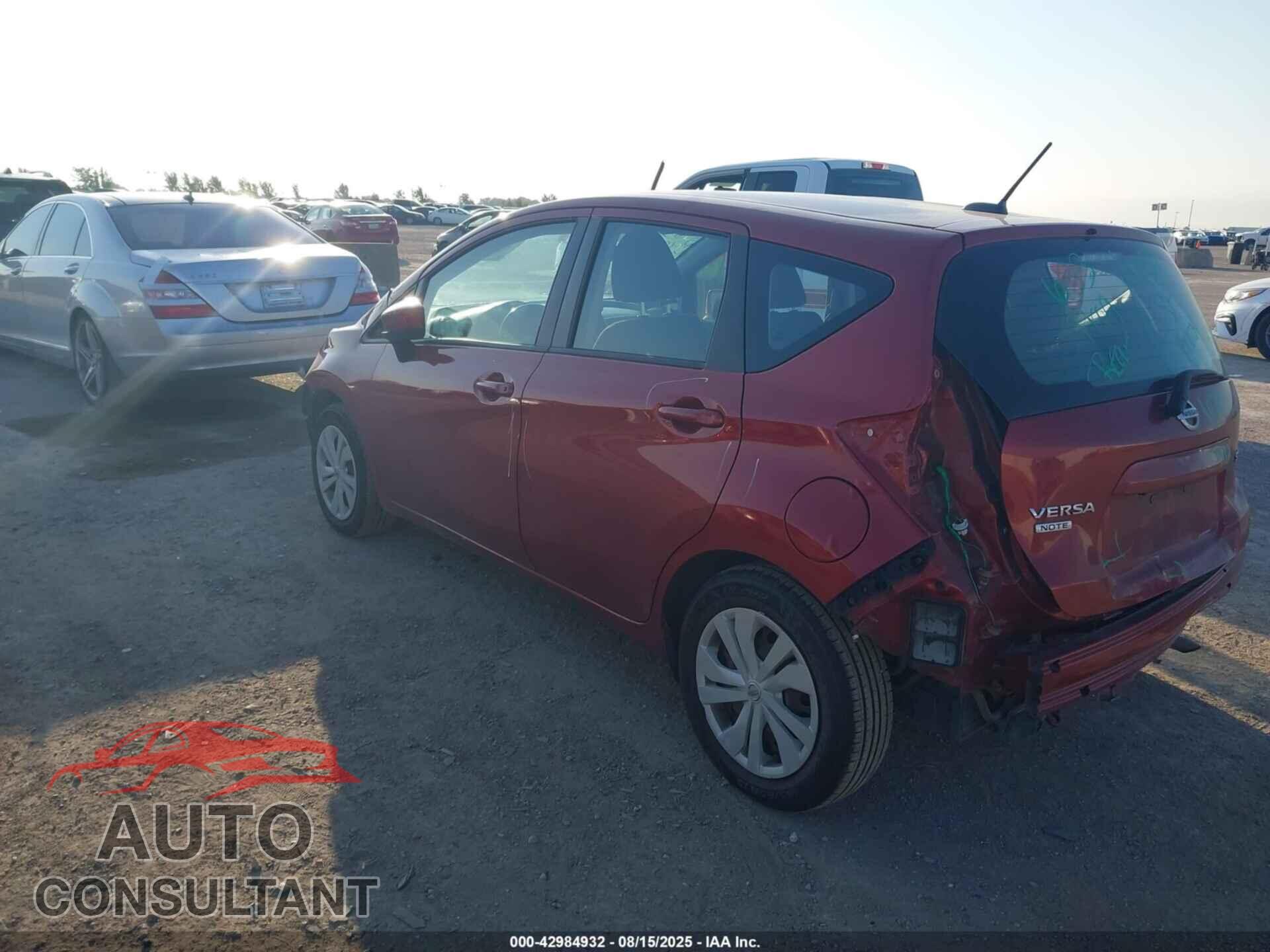 NISSAN VERSA NOTE 2017 - 3N1CE2CP3HL373604