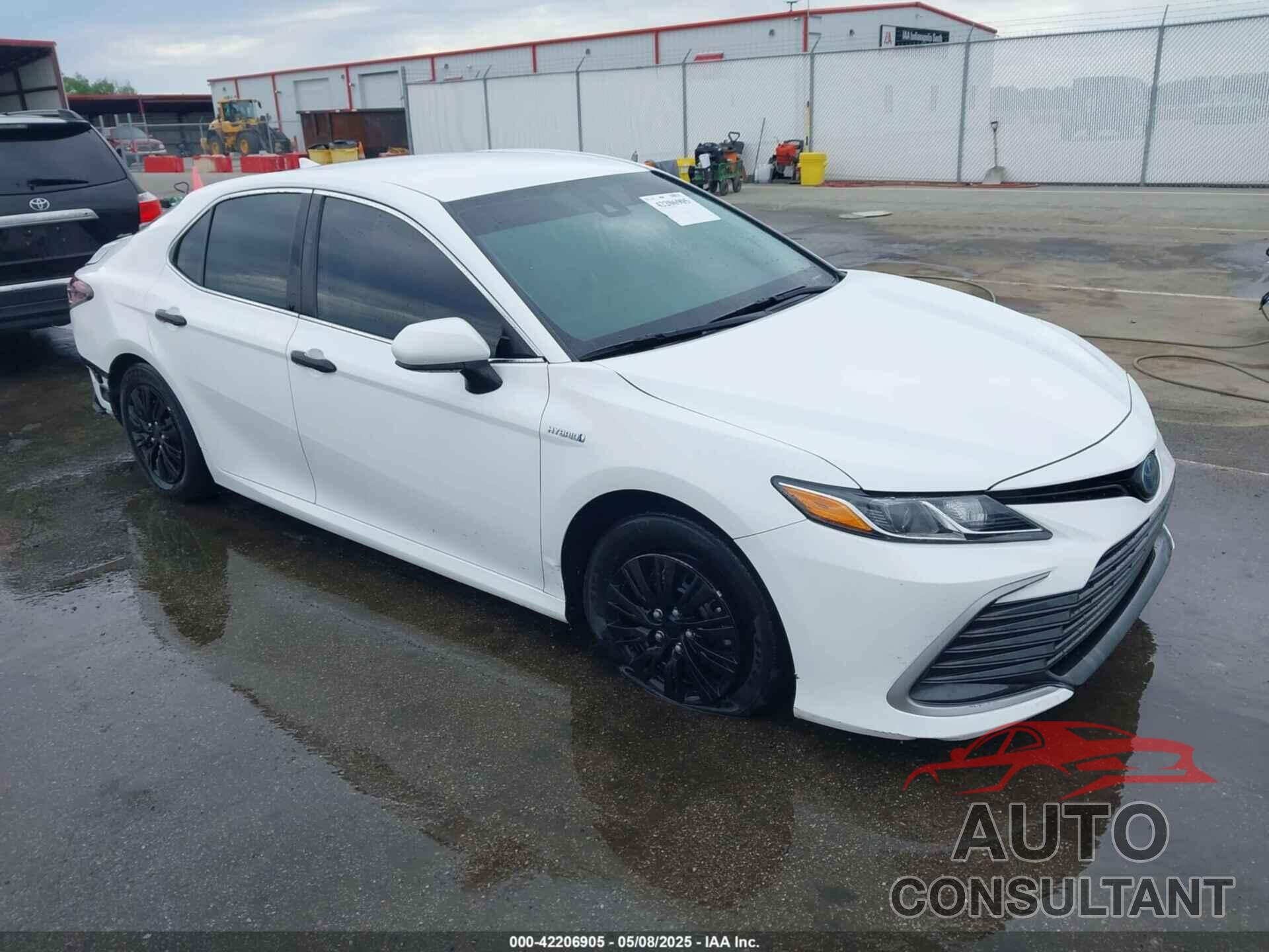 TOYOTA CAMRY 2021 - 4T1C31AK1MU560324