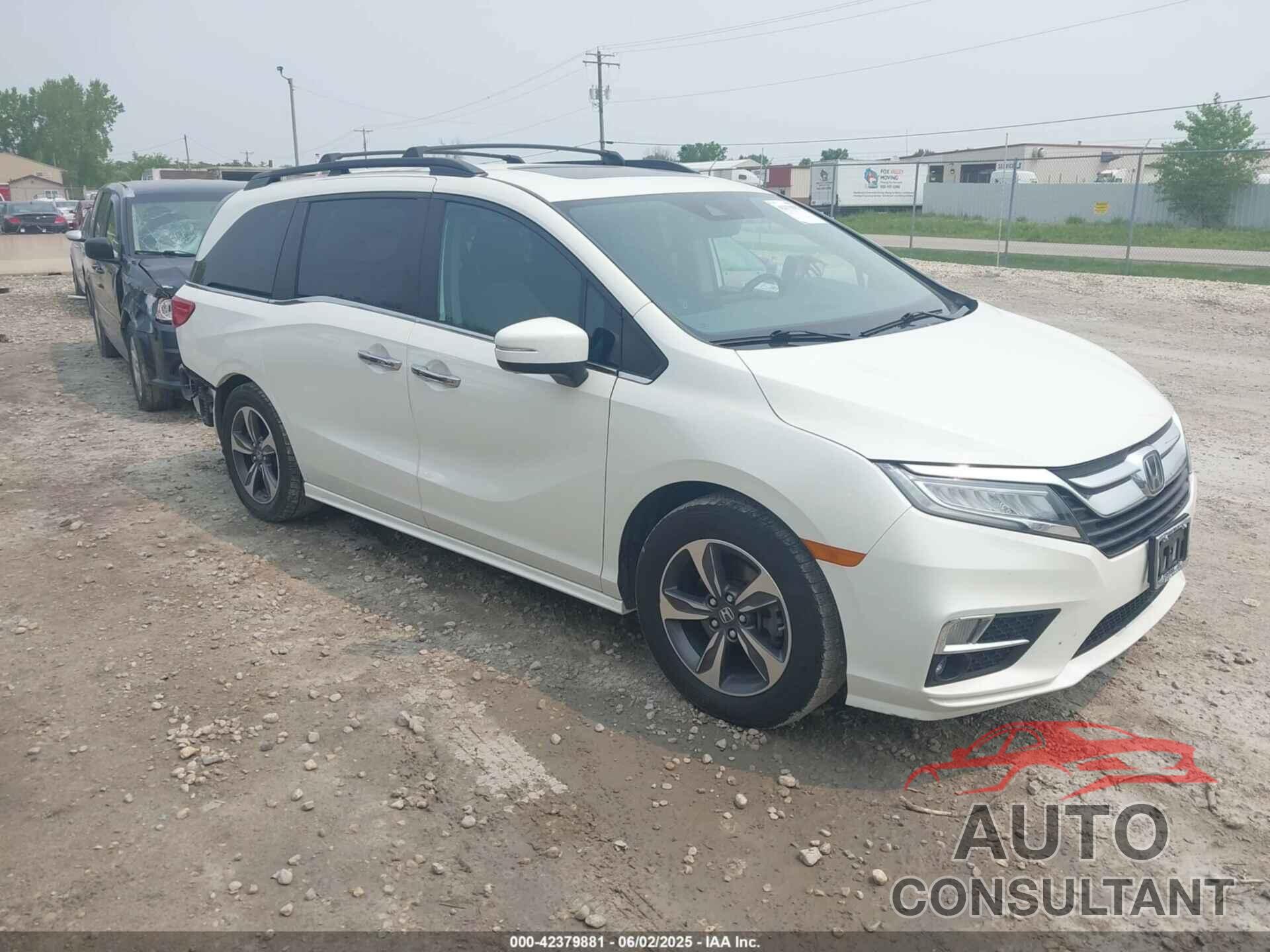 HONDA ODYSSEY 2018 - 5FNRL6H87JB005100