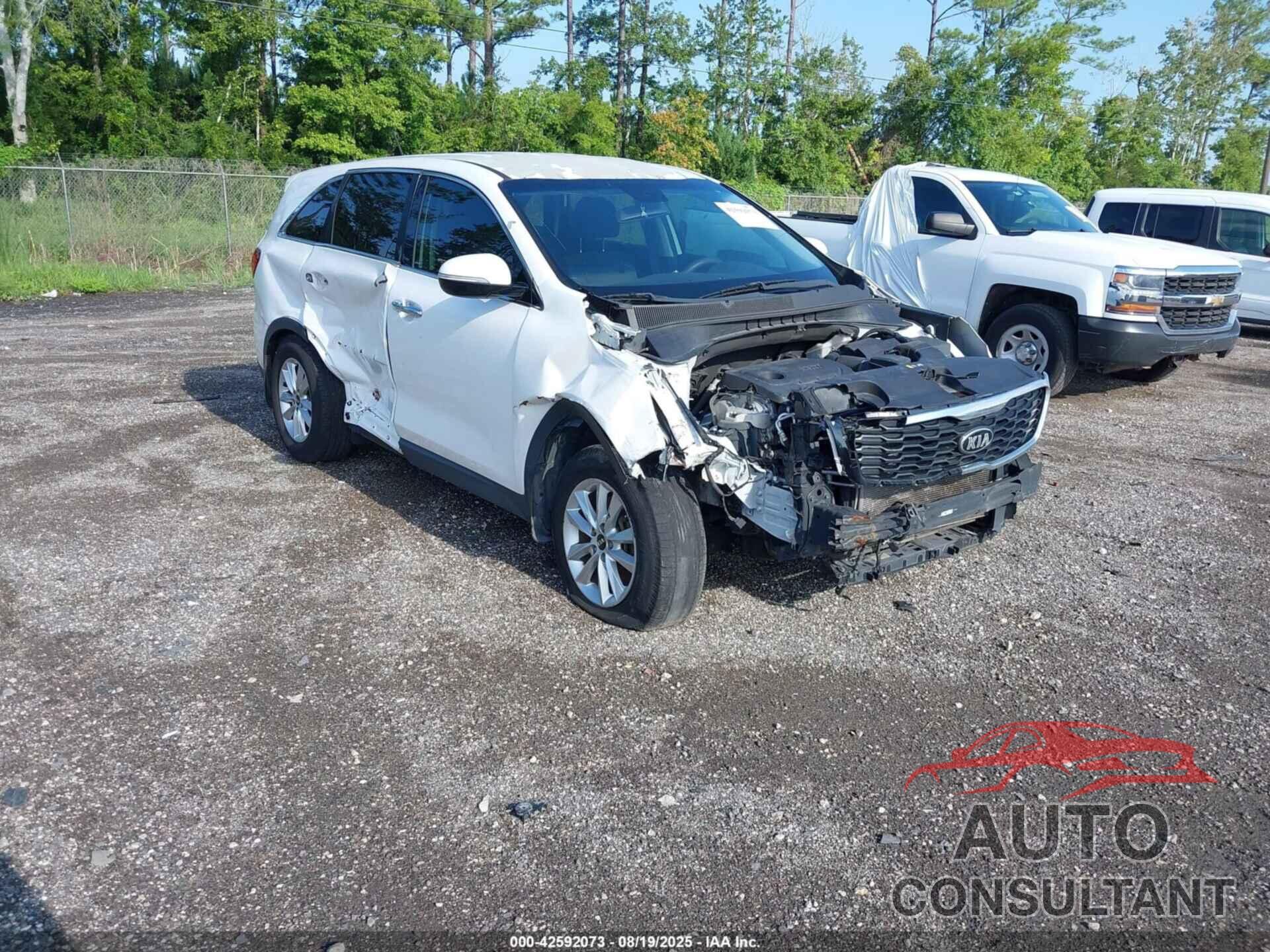KIA SORENTO 2019 - 5XYPG4A39KG516624