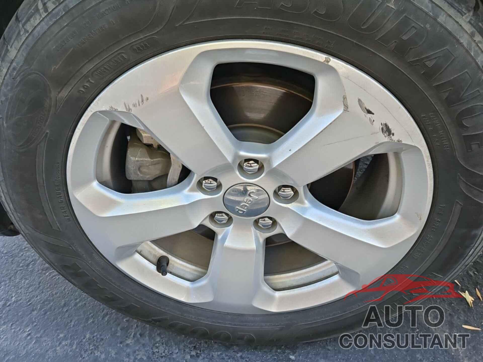 JEEP COMPASS 2018 - 3C4NJCBB3JT267351