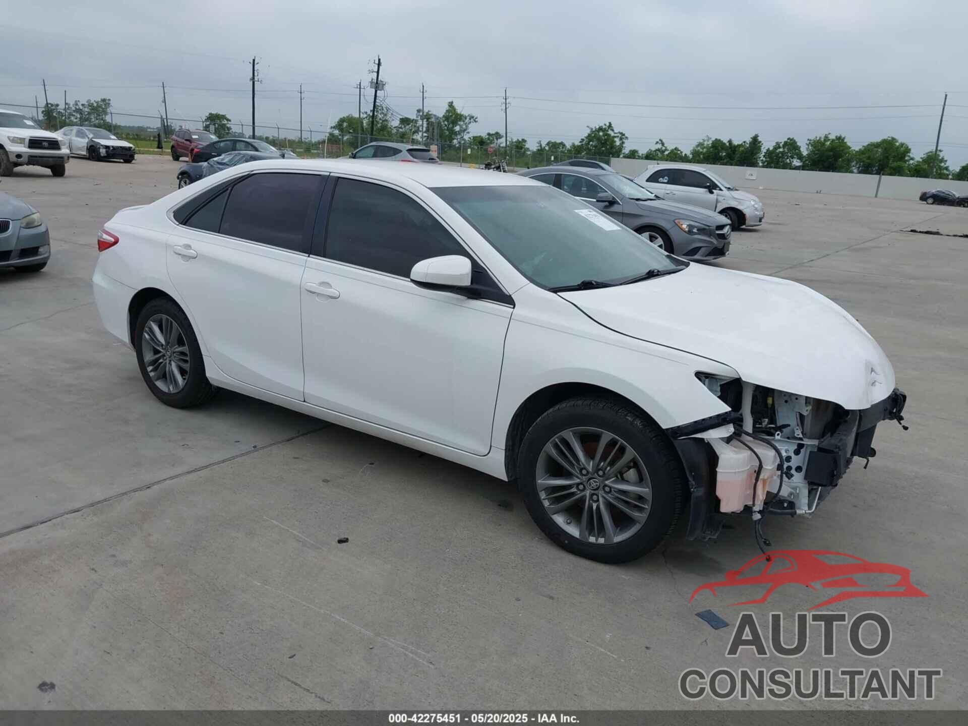 TOYOTA CAMRY 2017 - 4T1BF1FK2HU443174