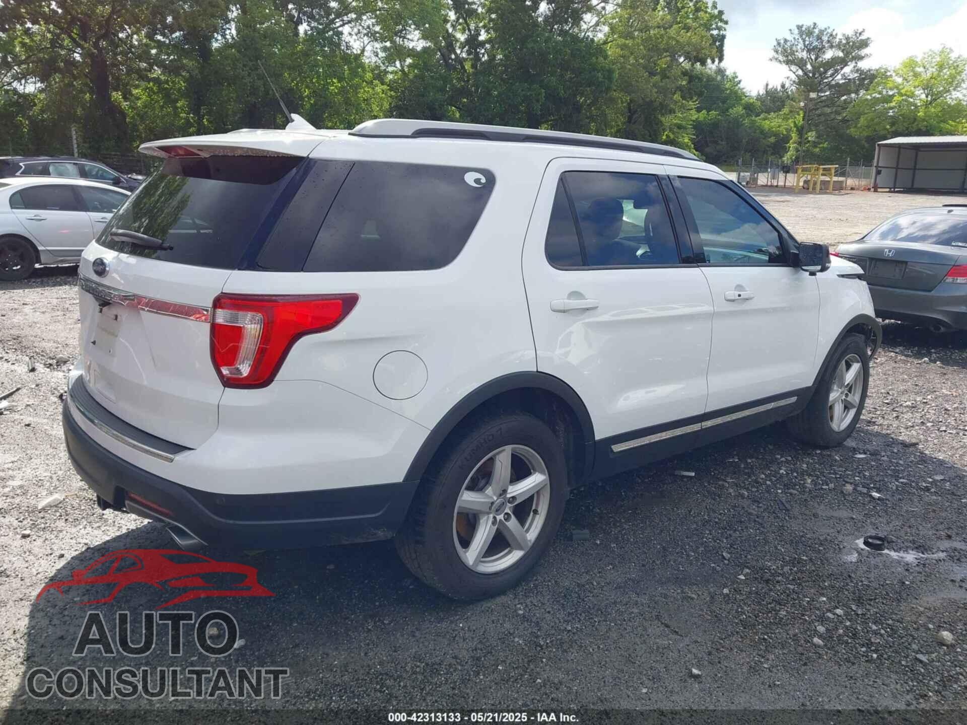 FORD EXPLORER 2018 - 1FM5K7D89JGB15046