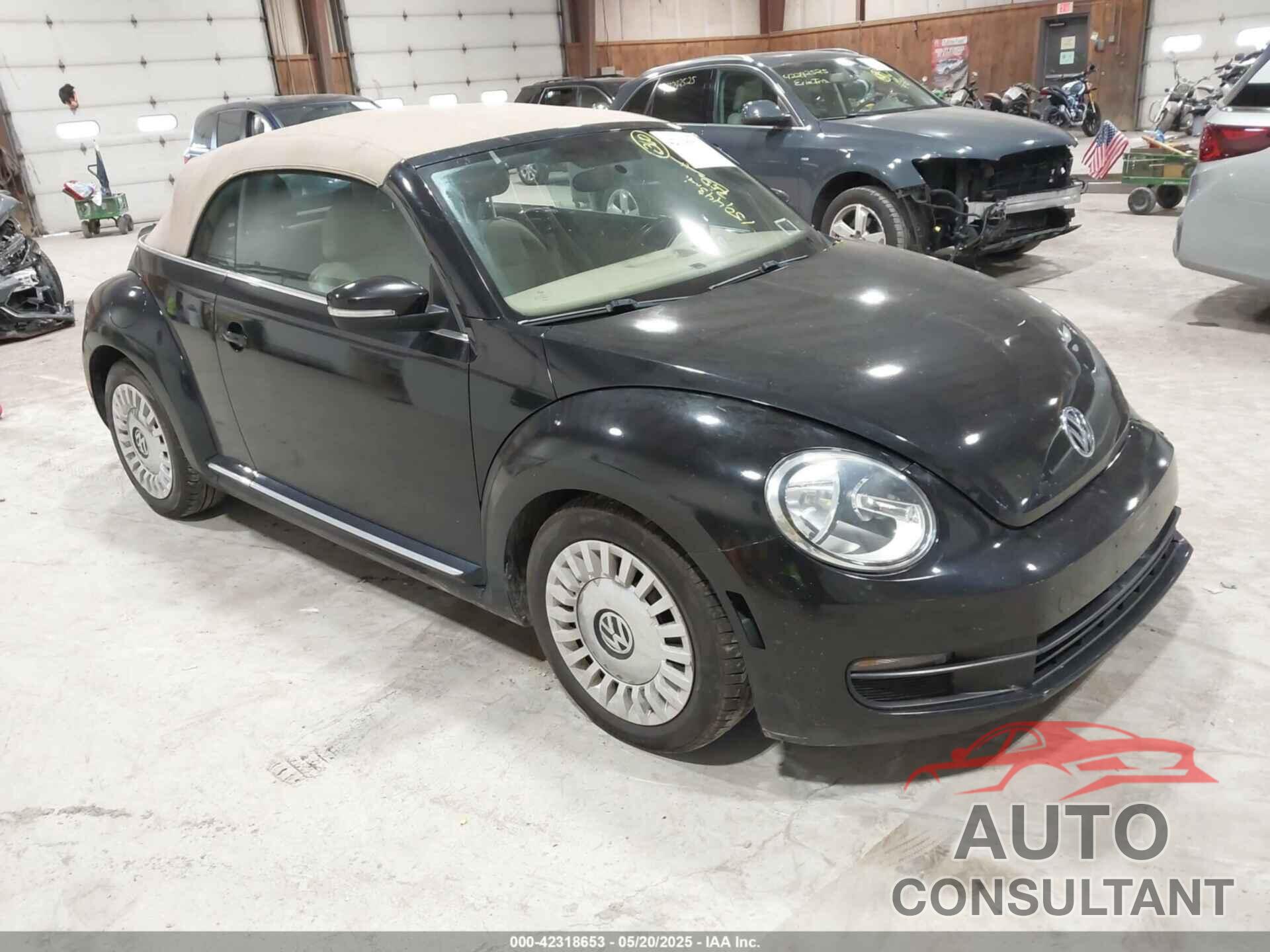 VOLKSWAGEN BEETLE 2014 - 3VW517AT5EM818796