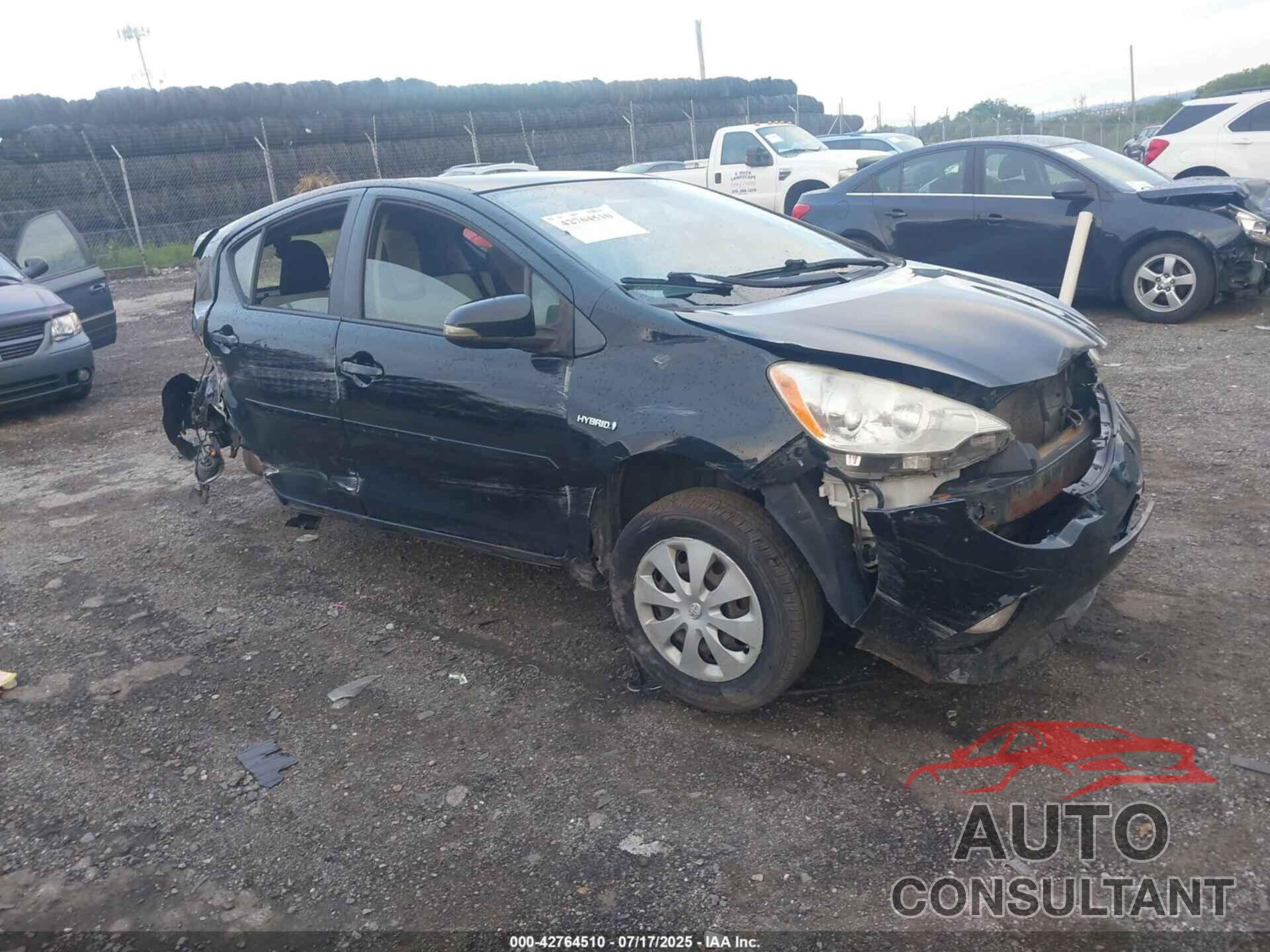 TOYOTA PRIUS C 2013 - JTDKDTB37D1533954
